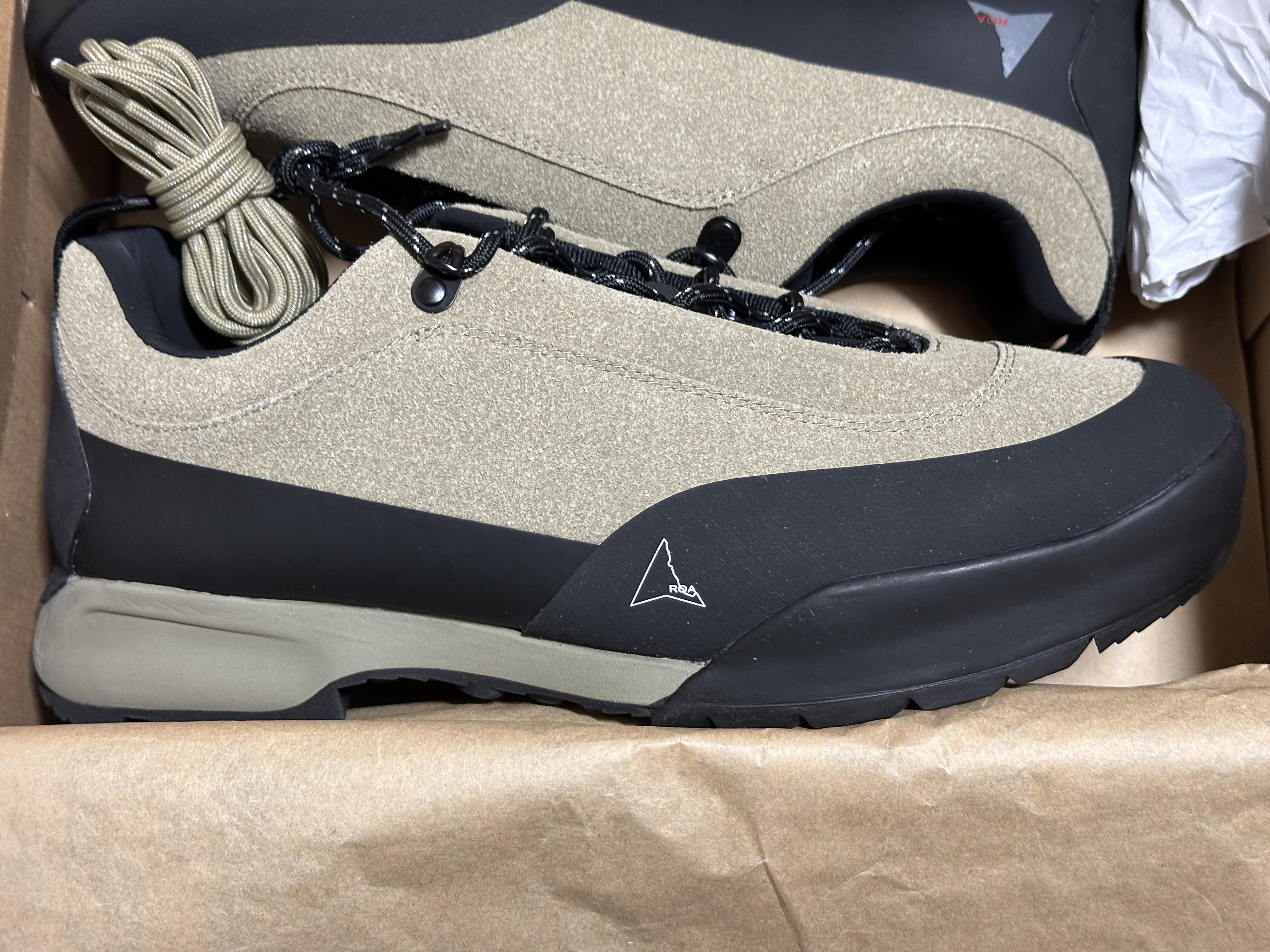 Roa Hiking Cingino Sand Black 착용 스타일 - 1