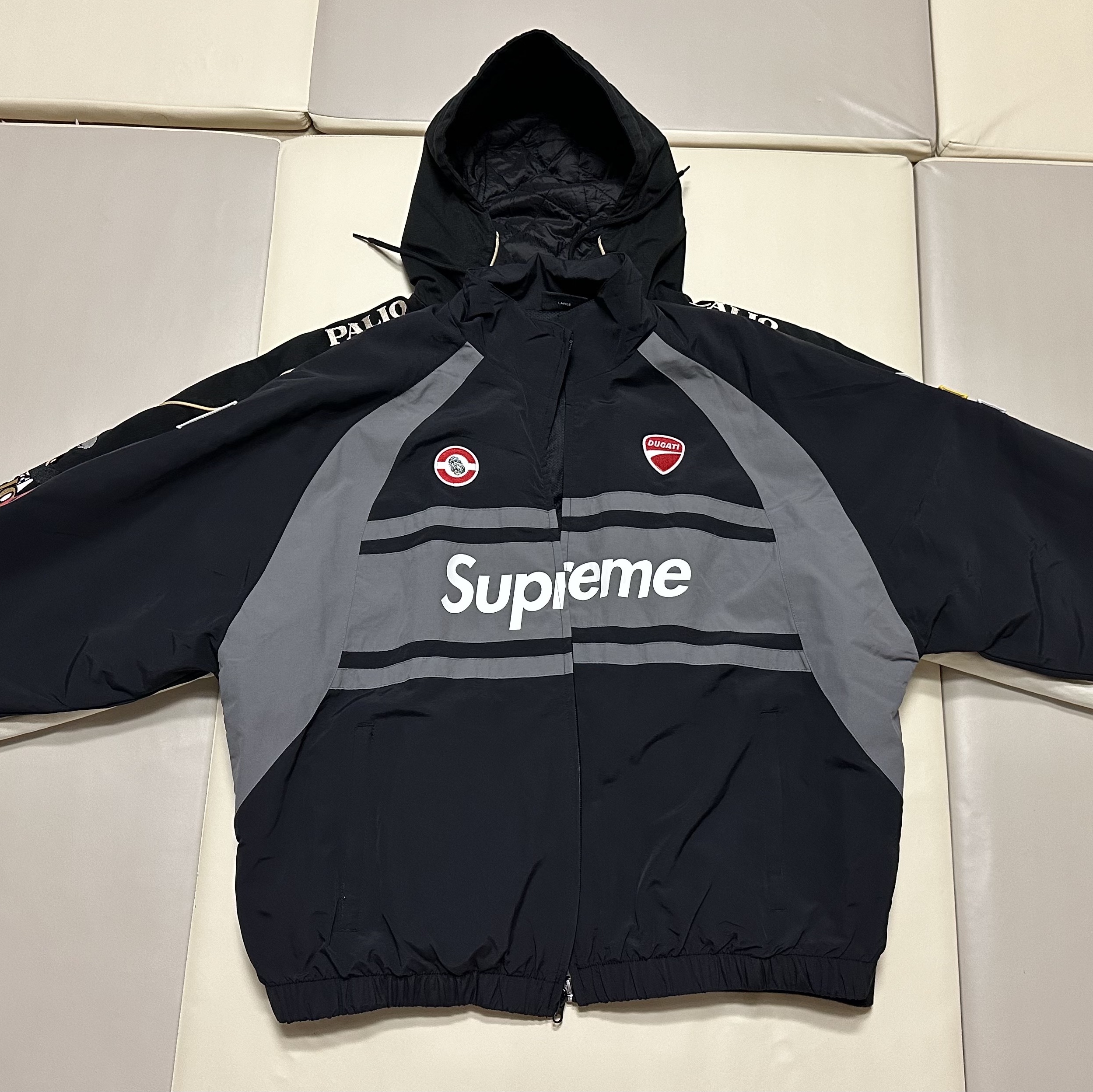 Palace Pasta Jacket Black - 24FW, Palace Pro Shell Jacket Black - 23FW 착용 스타일 - 3