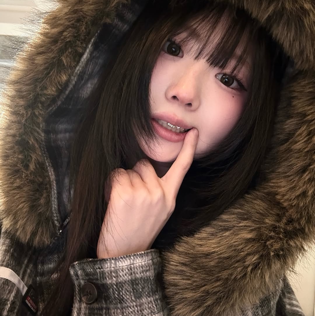 SPORT CHAMBER SC Fur Hood Shirt Black 착용 스타일 - 1