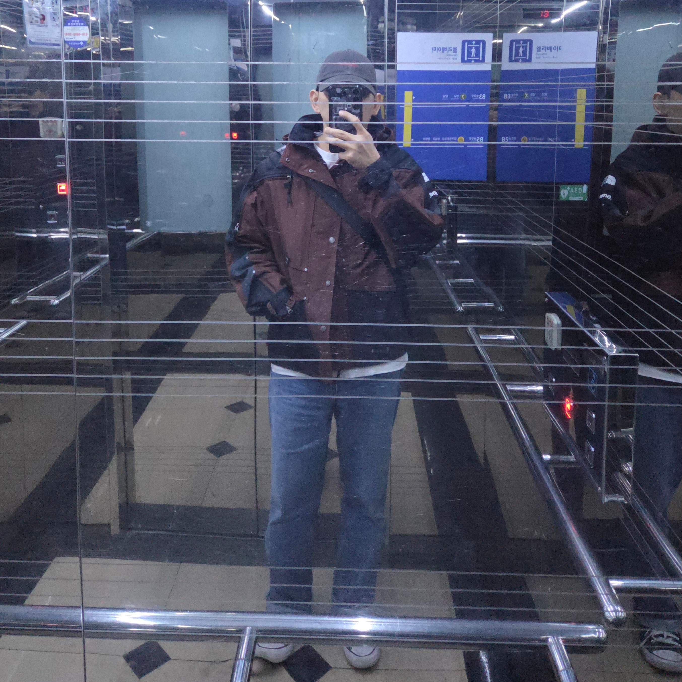 Supreme x The North Face Steep Tech Apogee Jacket Brown - 22FW 착용 스타일