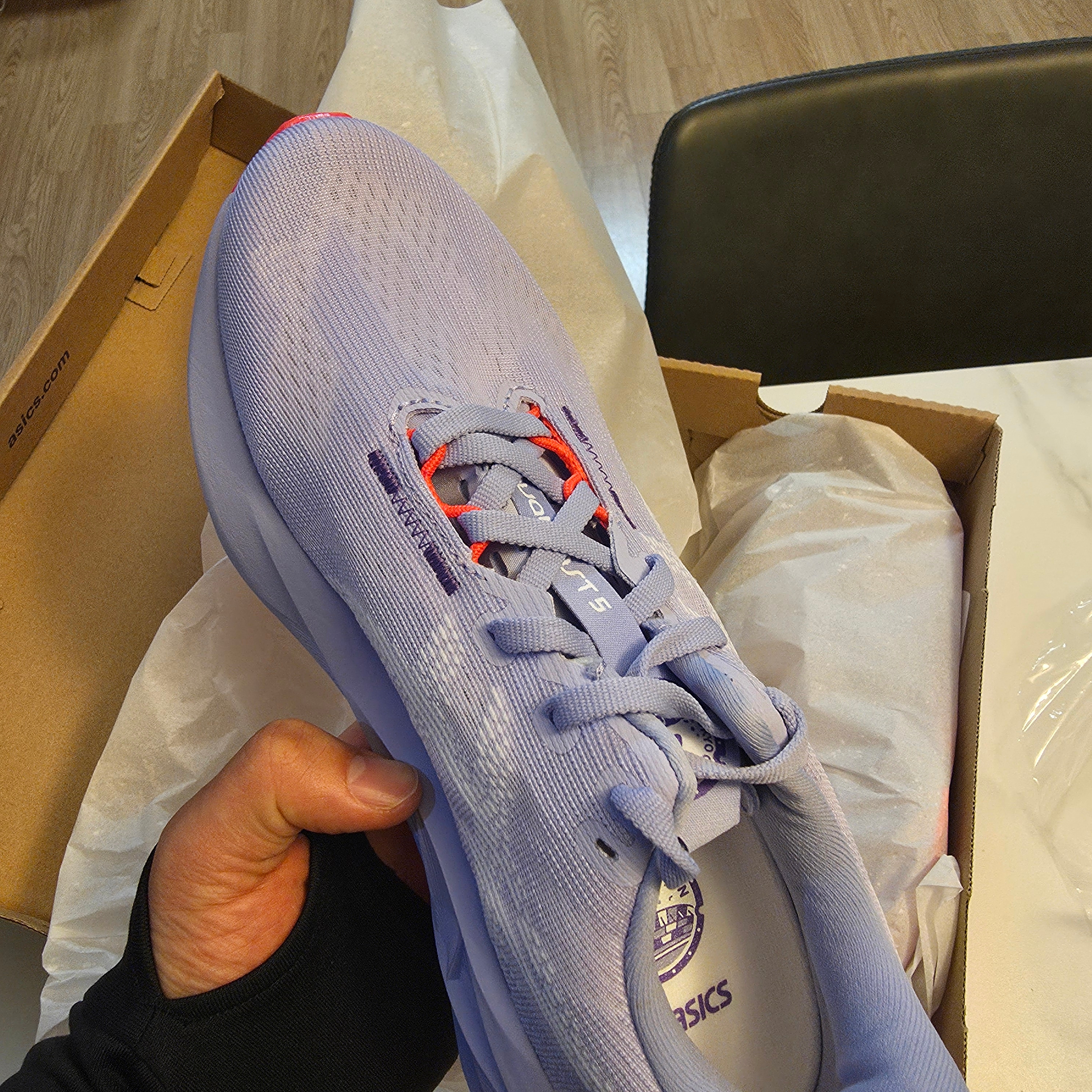 (W) Asics Novablast 5 Tokyo Vapor Edo Purple 착용 스타일 - 1