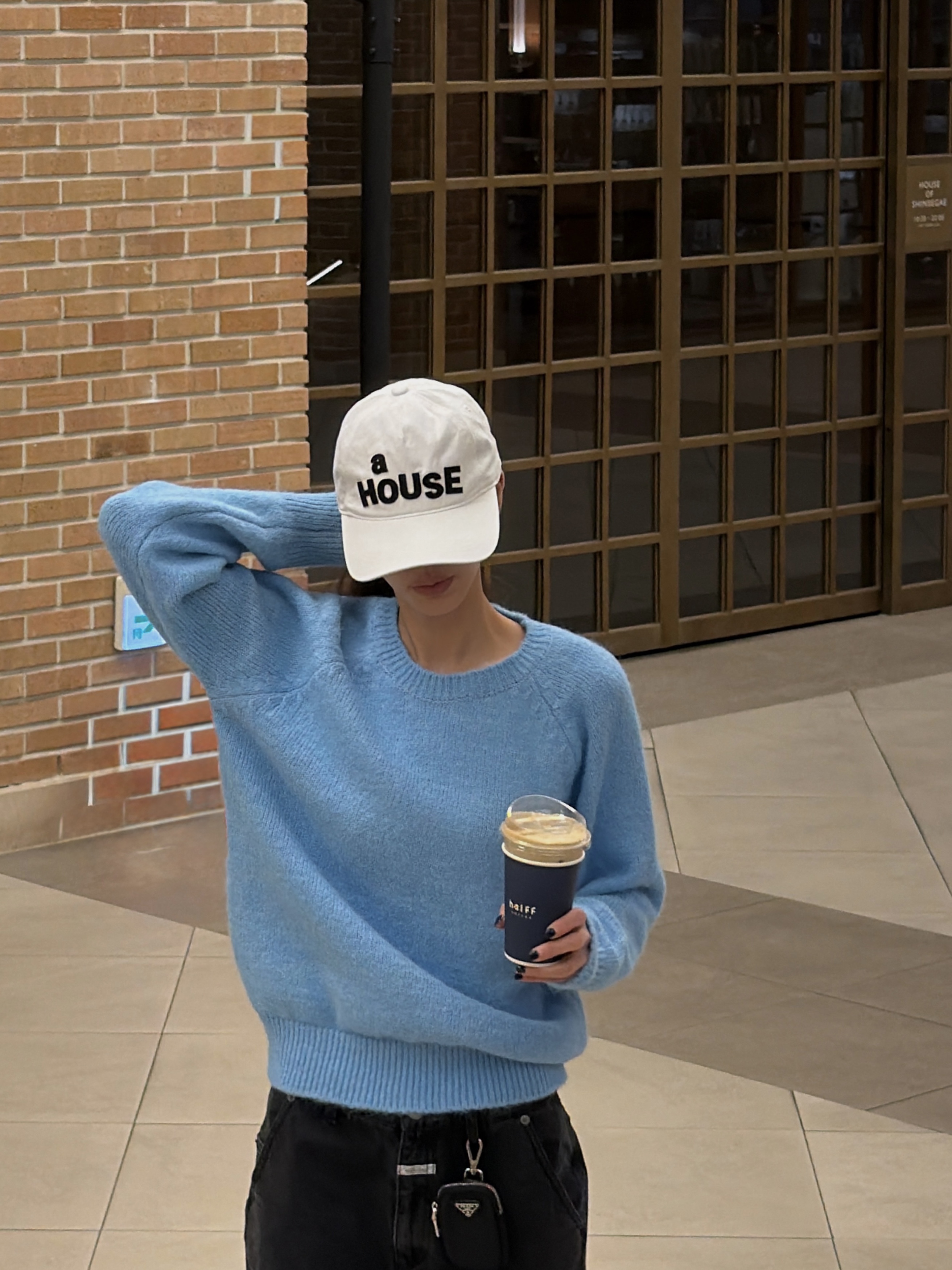 Kikozy A House Cap White, Oakley Light Breathe Triple Black 착용 스타일 - 6