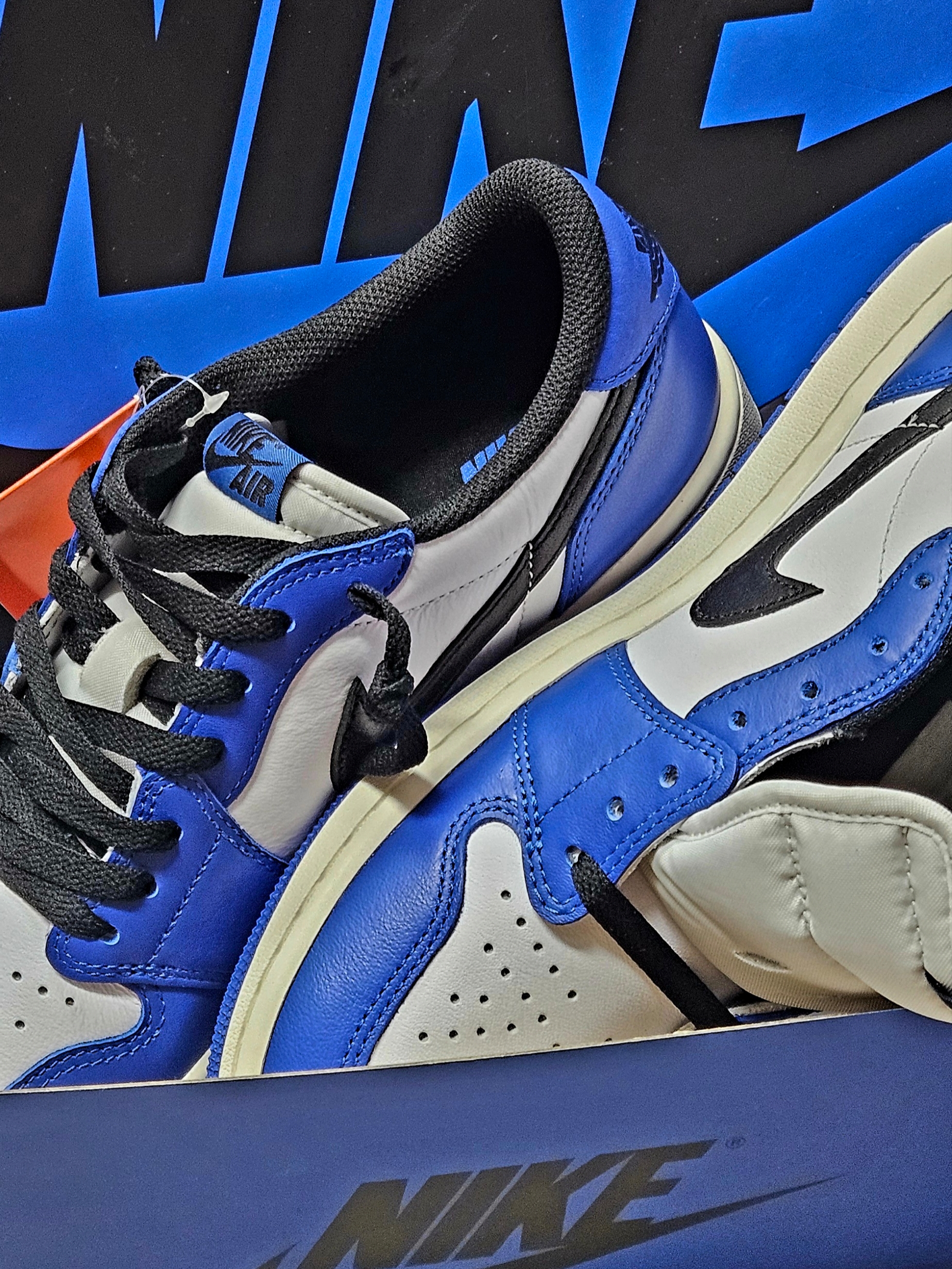 Jordan 1 Retro Low OG Game Royal 착용 스타일