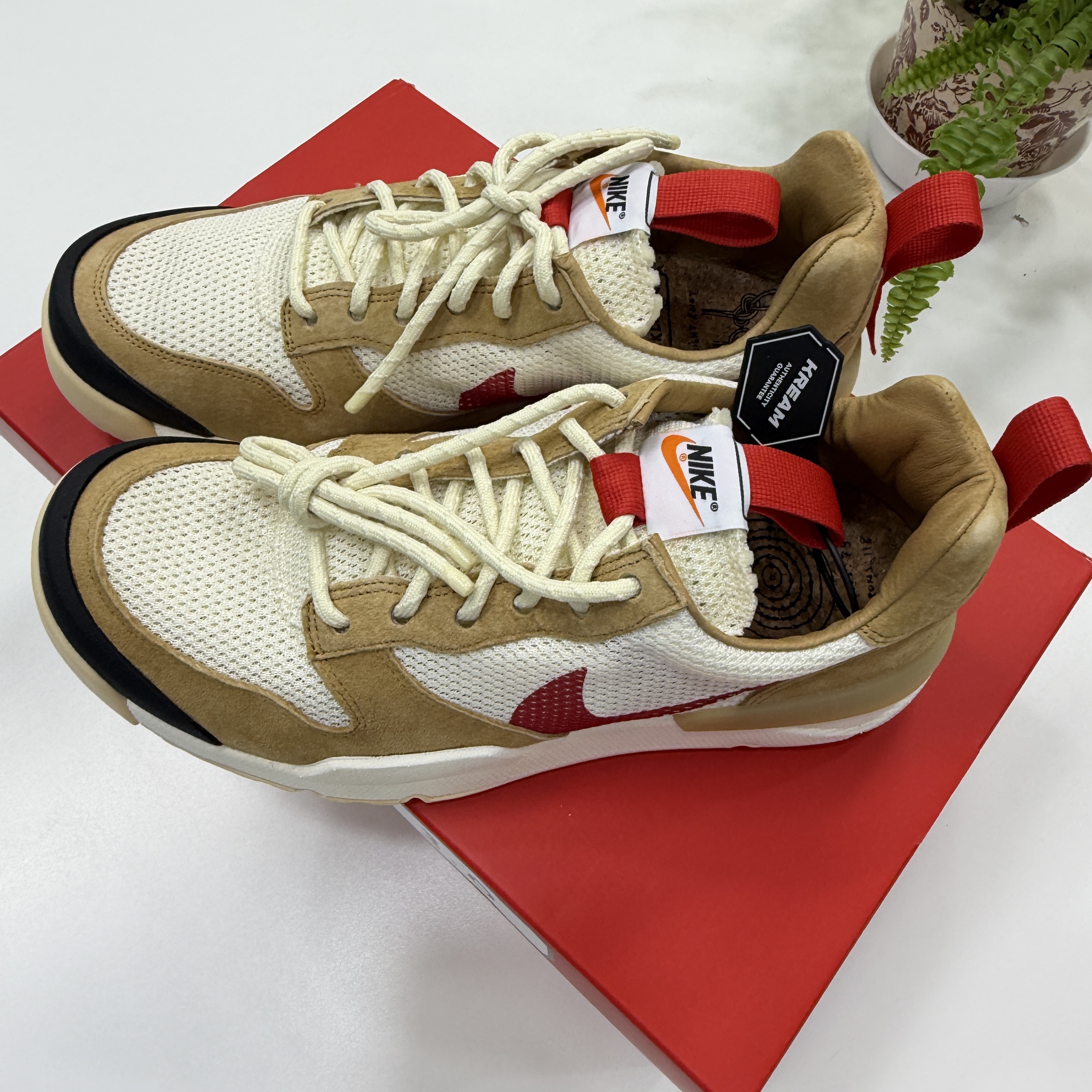 Nike x Tom Sachs Mars Yard Shoe 3.0 Space Camp 착용 스타일 - 2