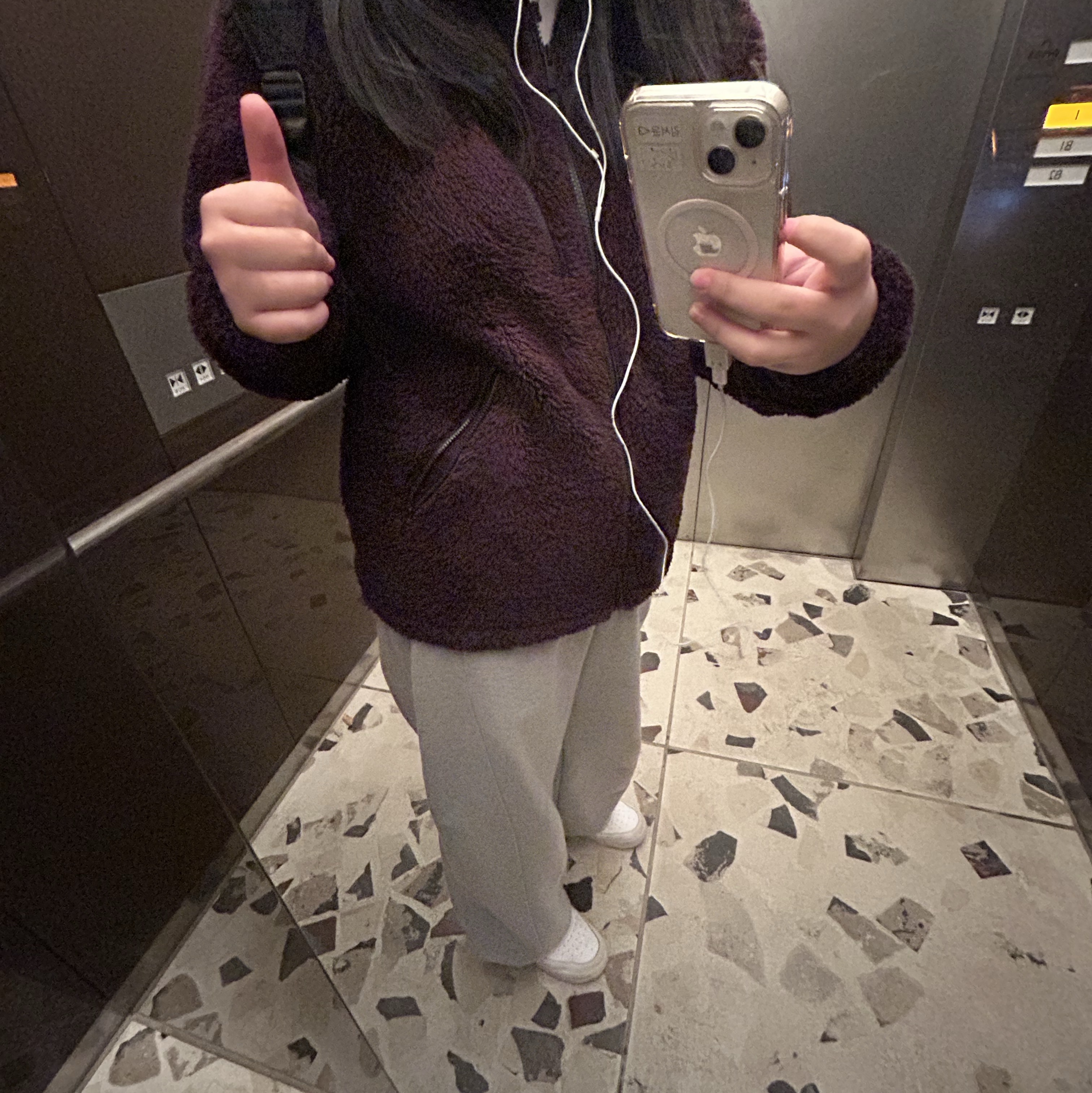 Uniqlo x Needles Fleece Jacket Purple - KR, Nike Air Force 1 '07 White Black 착용 스타일 - 2