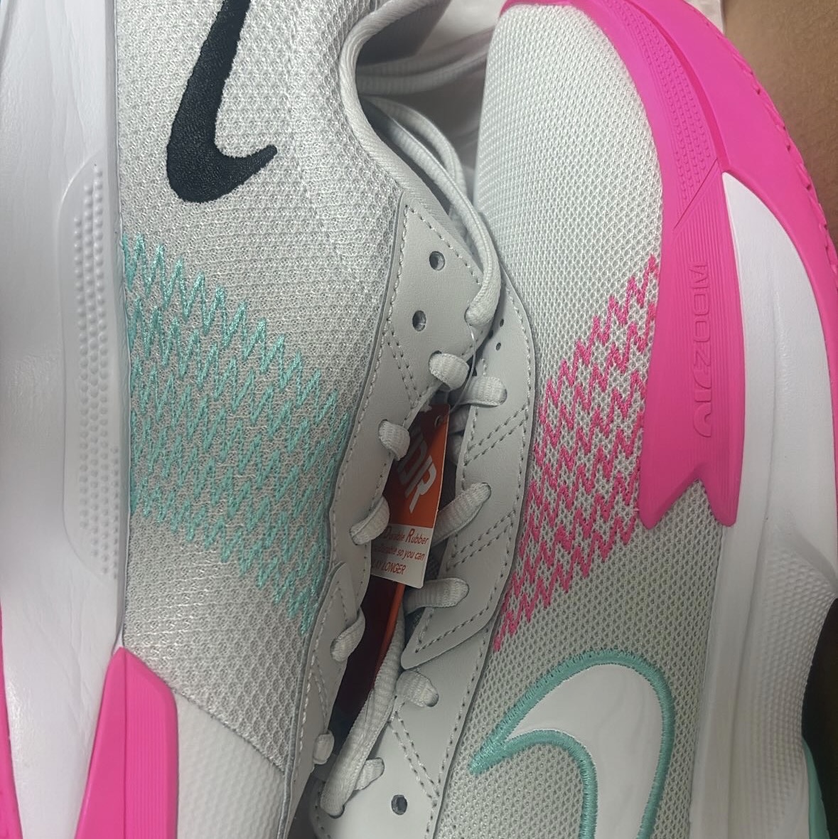 Nike Air Zoom G.T. Cut Academy EP Photon Dust Pink Blast 착용 스타일