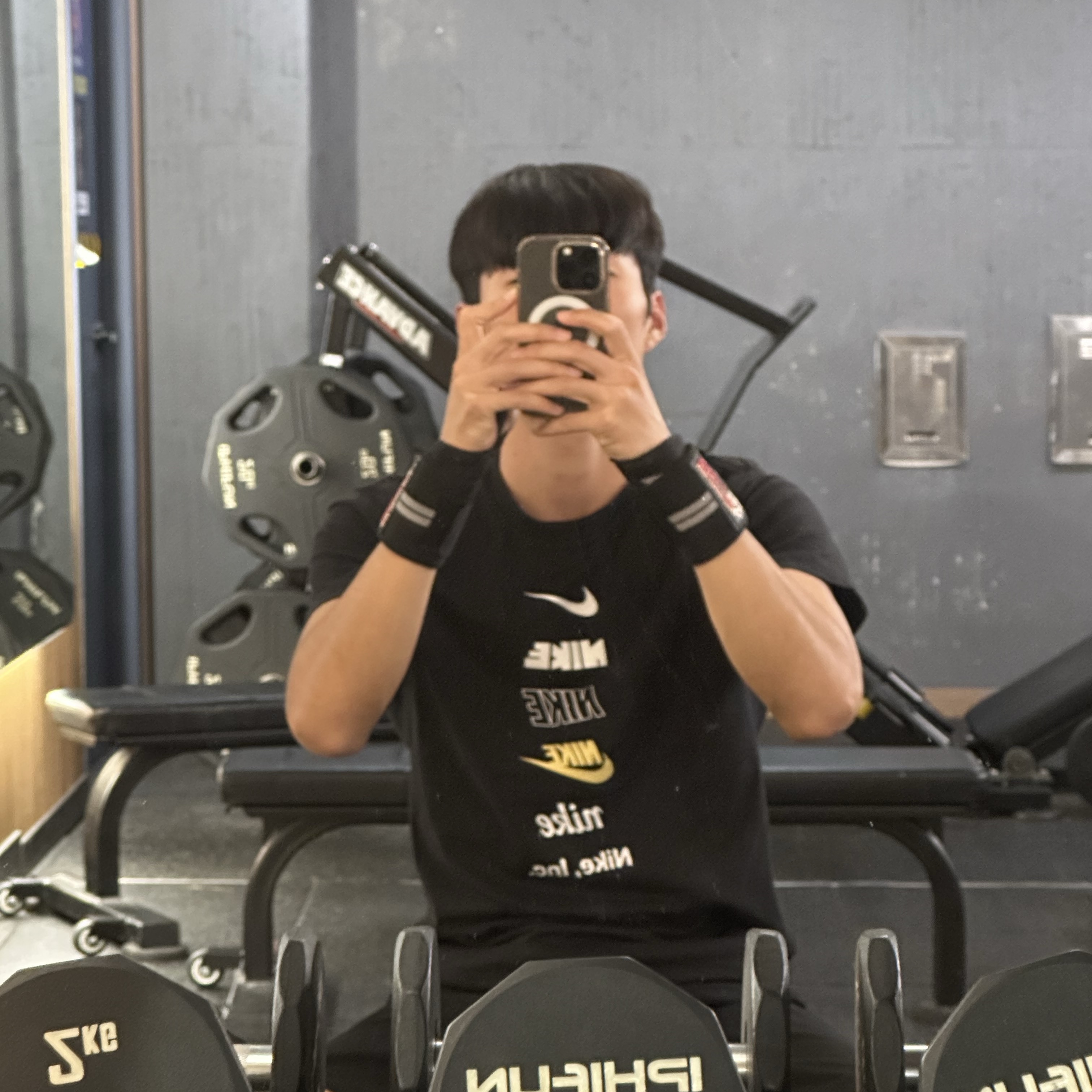 Nike NSW Club Logo T-Shirt Black - Asia 착용 스타일