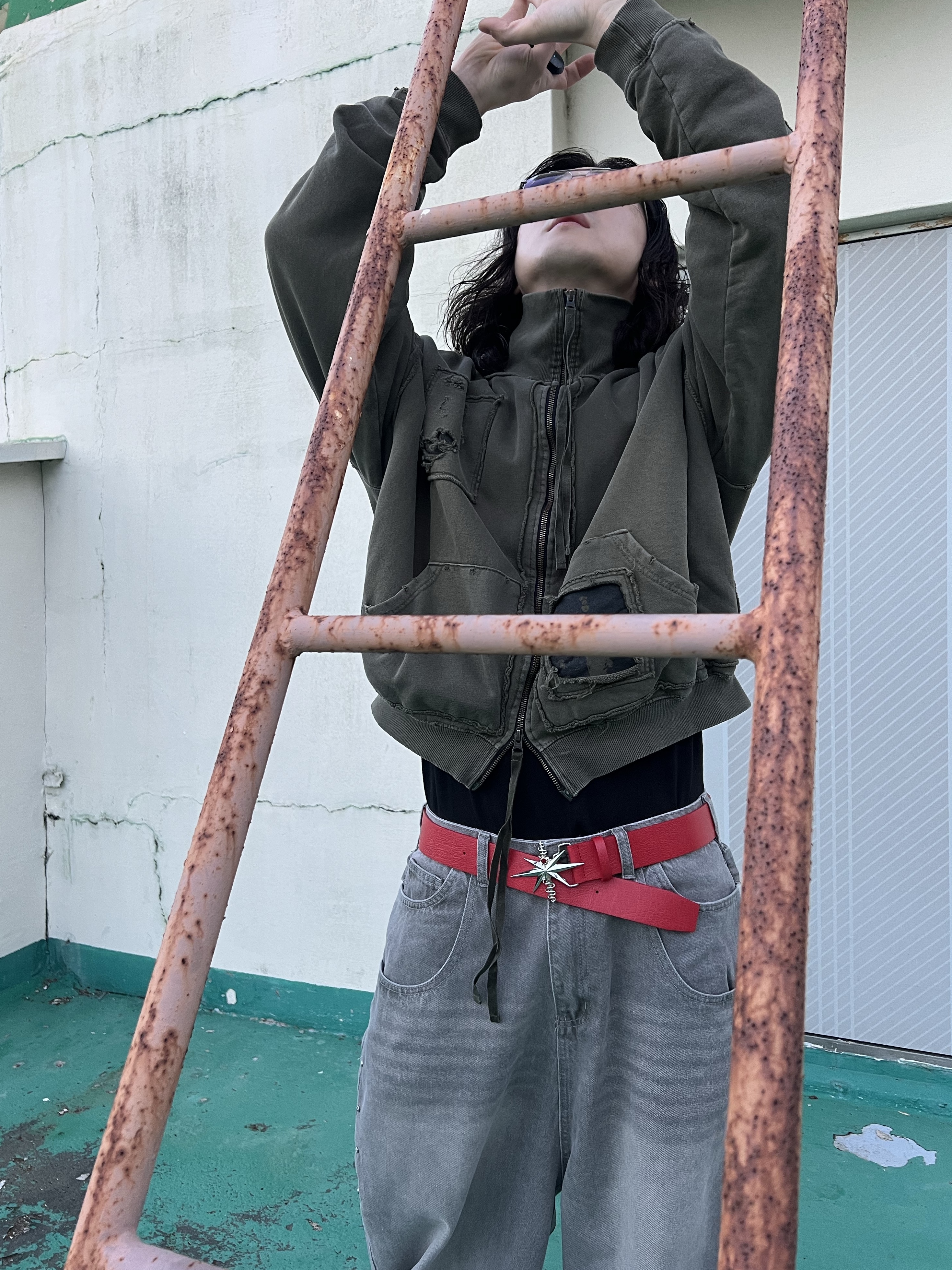 Undermycar Multi Patched Vintage Gaor Zip-Up Khaki - 25SS 착용 스타일 - 4