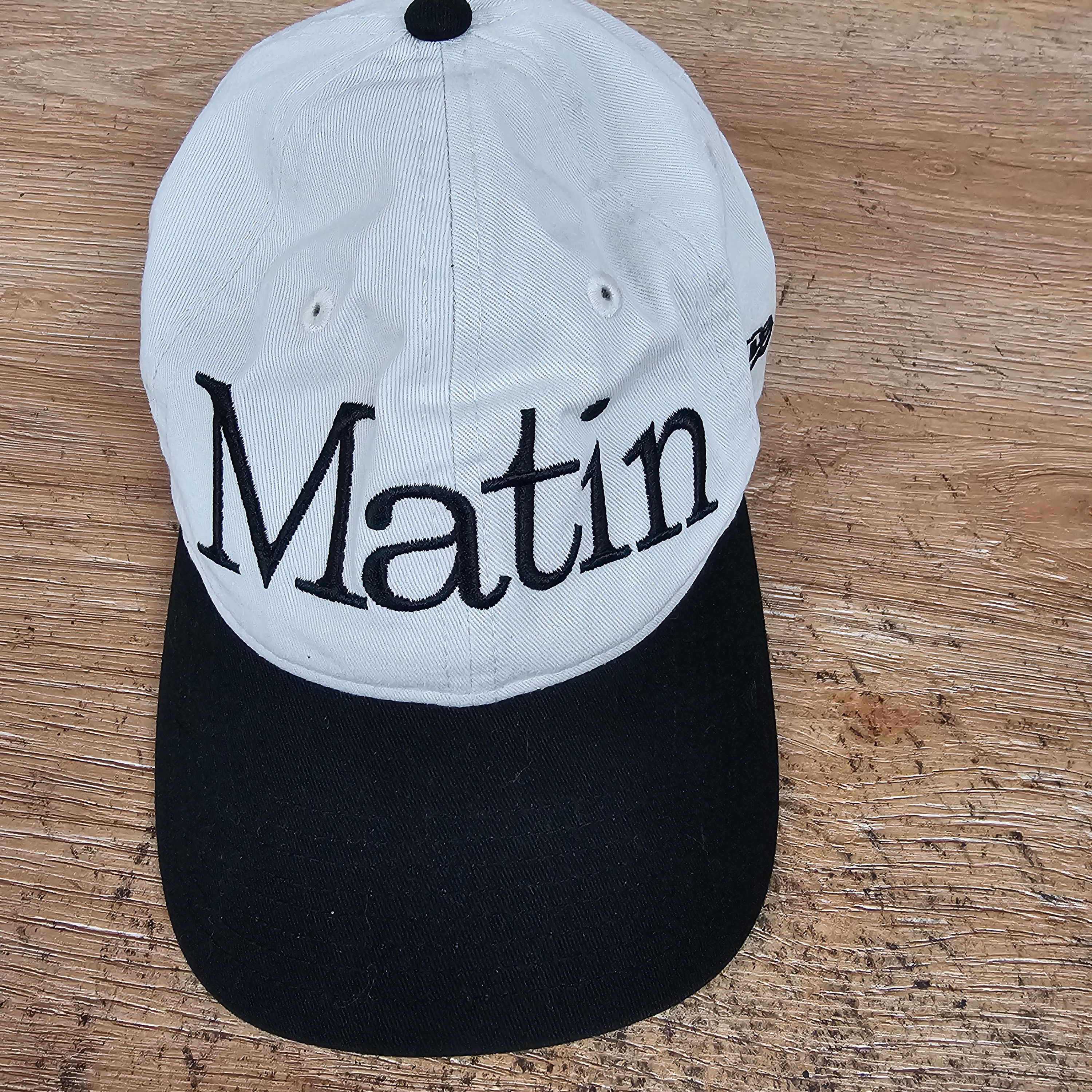 New Era x Matin Kim Basic Unstructured Ball Cap Ivory 착용 스타일