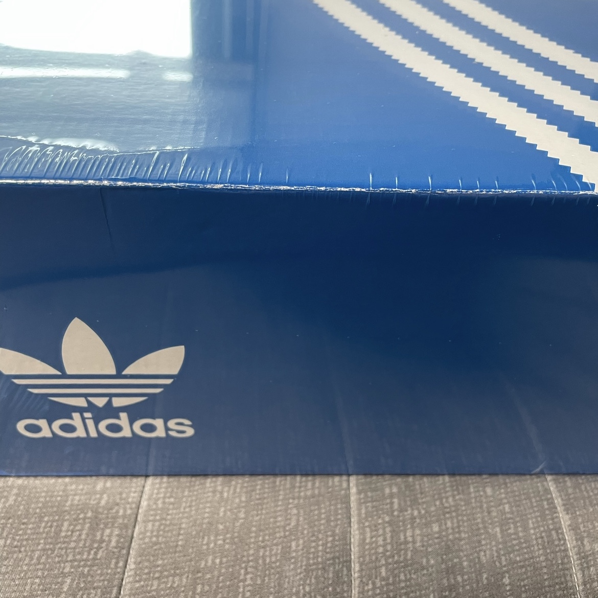 Adidas Superstar Core Black White 착용 스타일 - 3