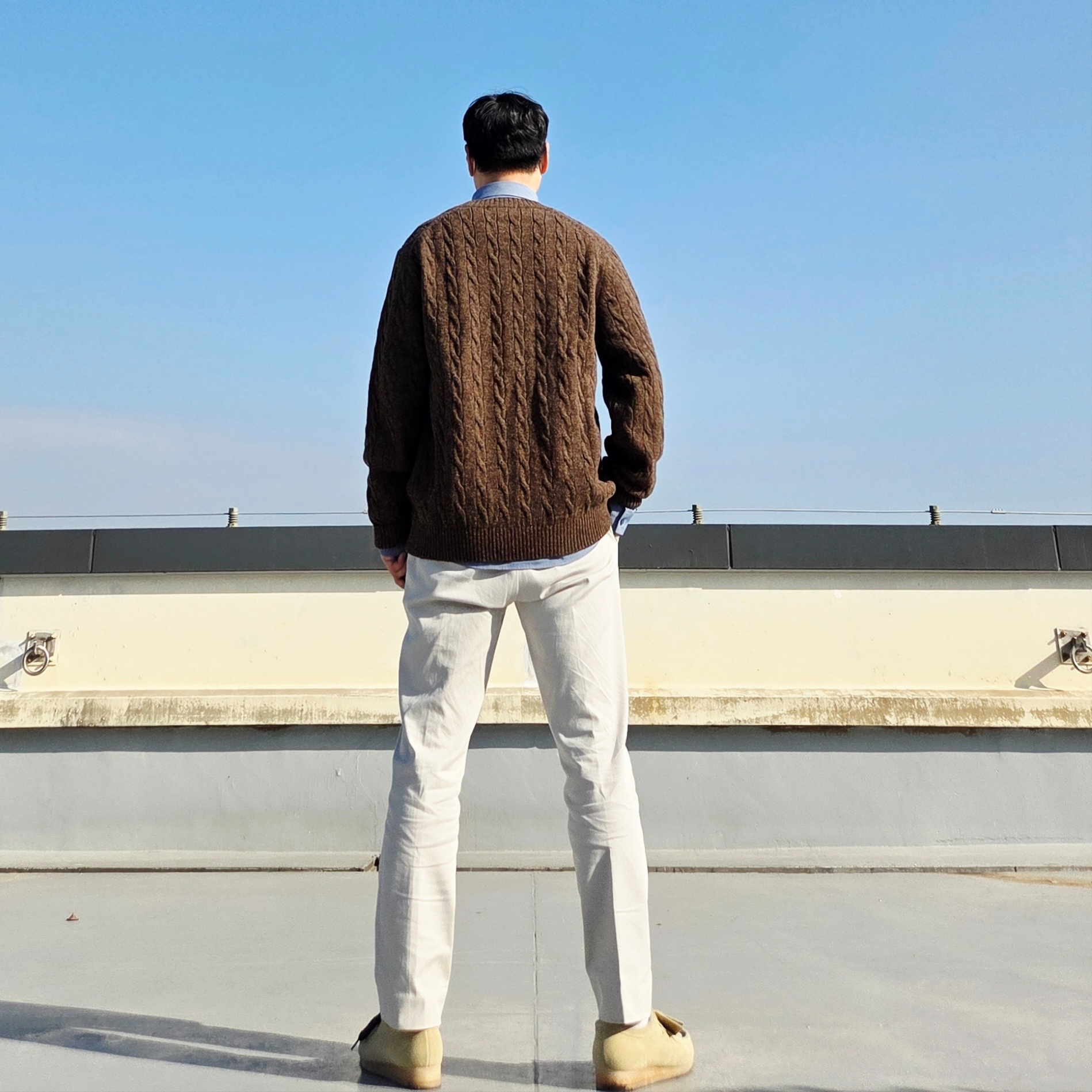 Clarks Wallabee Maple Suede, Gentle Monster Sal 01 Black 착용 스타일 - 4