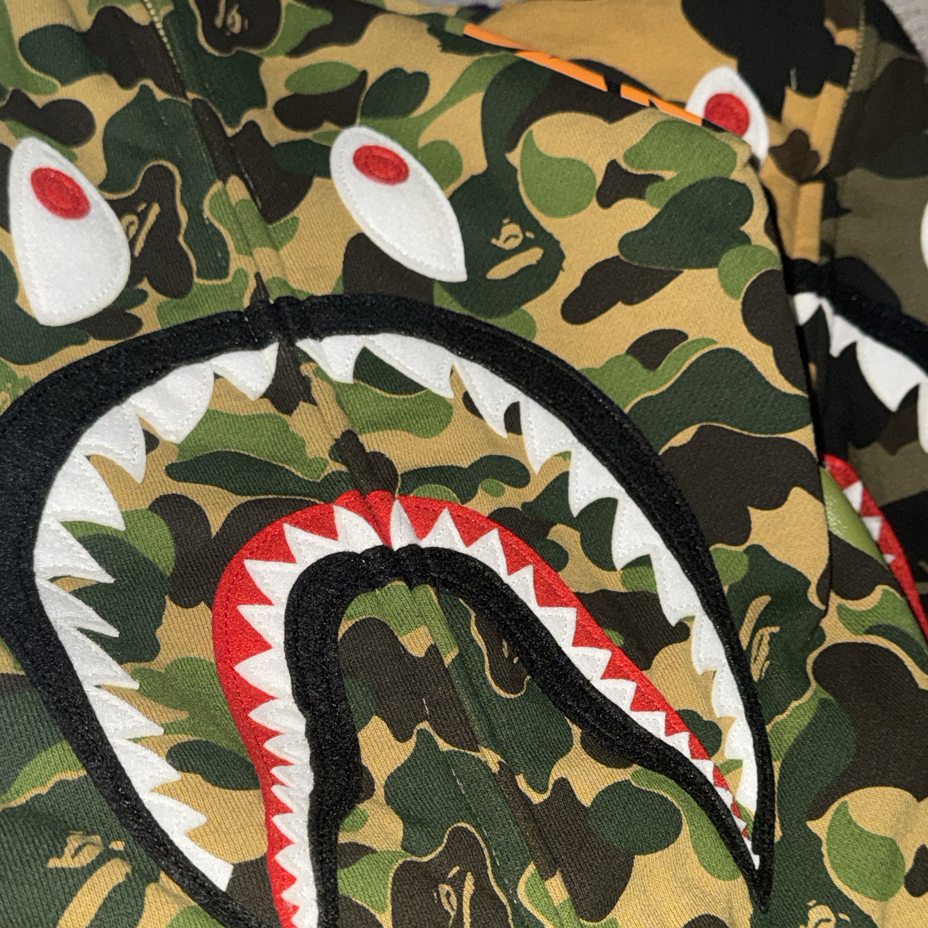 BAPE ABC Camo Shark Full Zip Hoodie Green, BAPE 1st Camo Separate Shark Full Zip Hoodie Green 착용 스타일