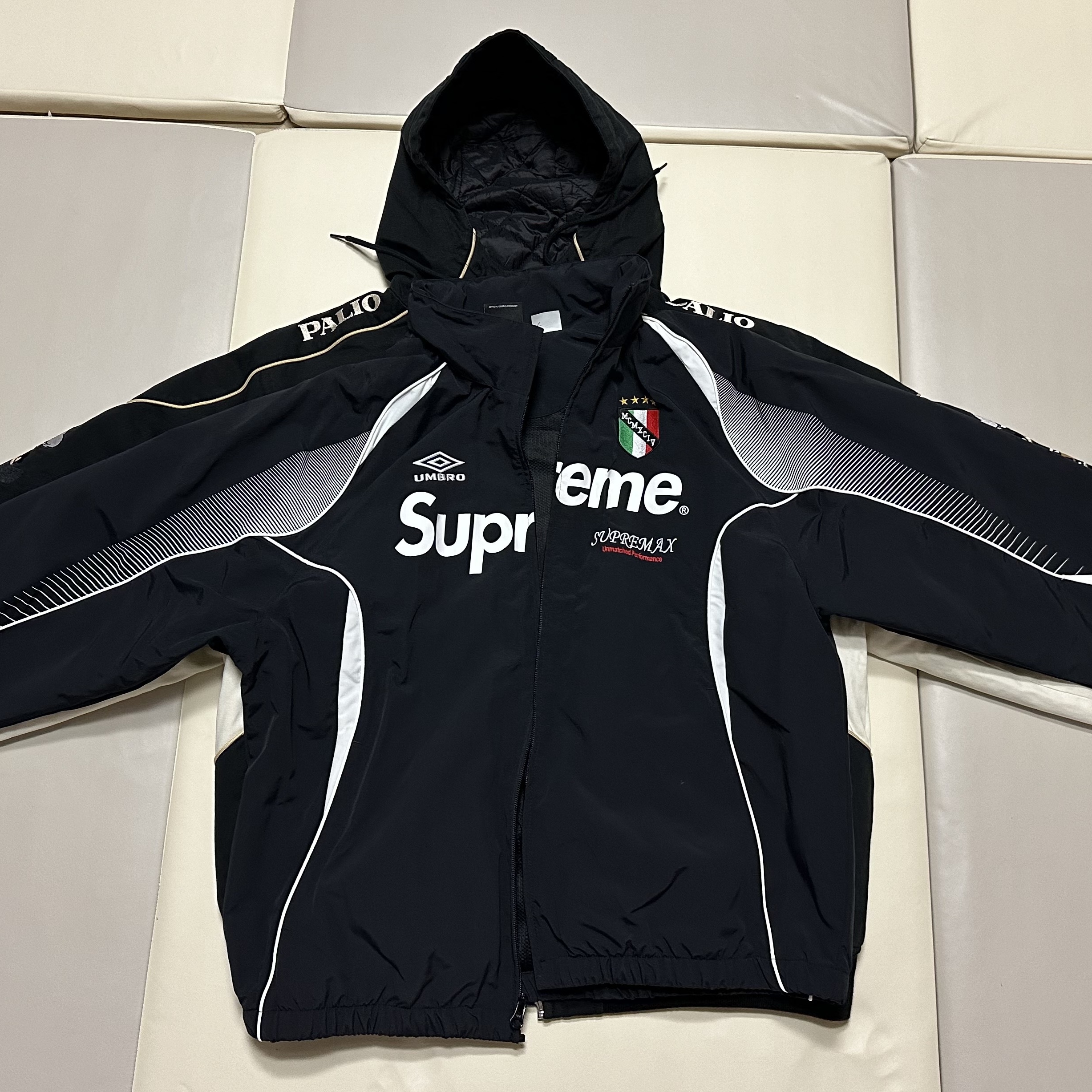 Palace Pasta Jacket Black - 24FW, Palace Pro Shell Jacket Black - 23FW 착용 스타일 - 4