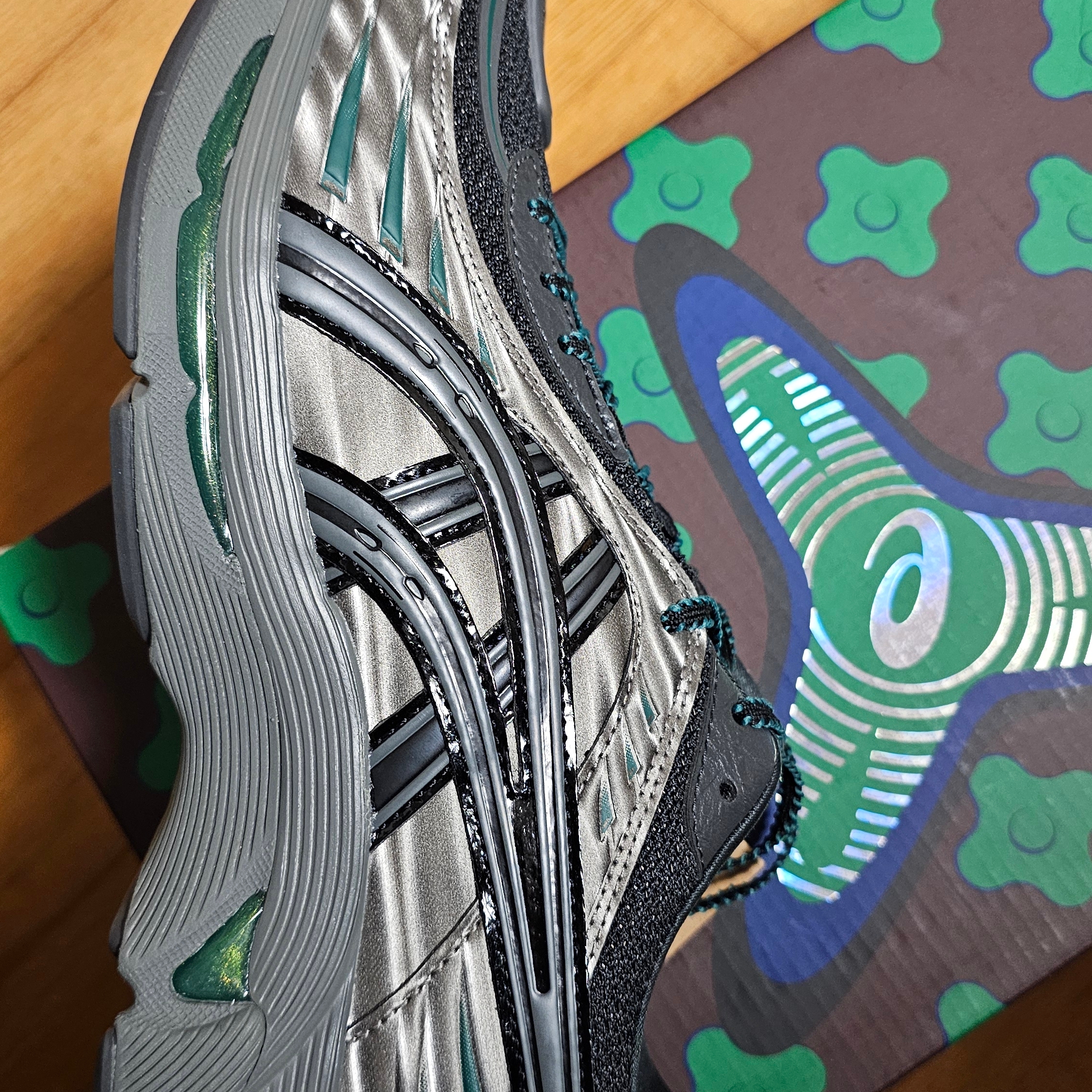 (W) Asics x Kiko Kostadinov Gel-Flammae Grey Black 착용 스타일