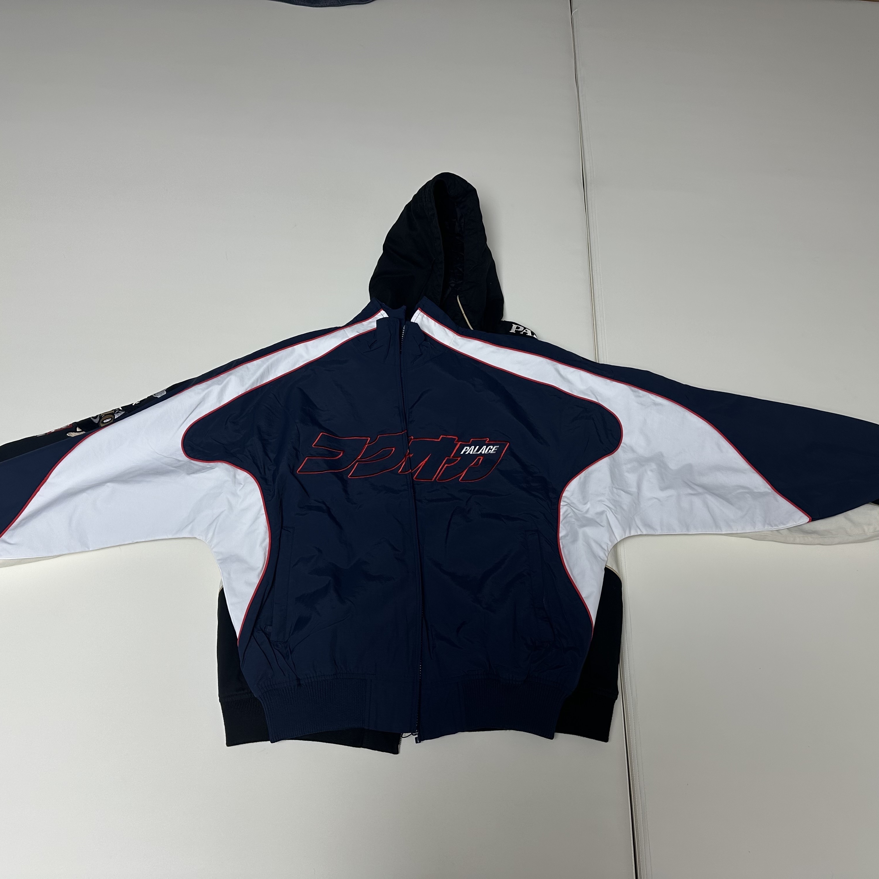 Palace Pasta Jacket Black - 24FW, Palace Pro Shell Jacket Black - 23FW 착용 스타일 - 9