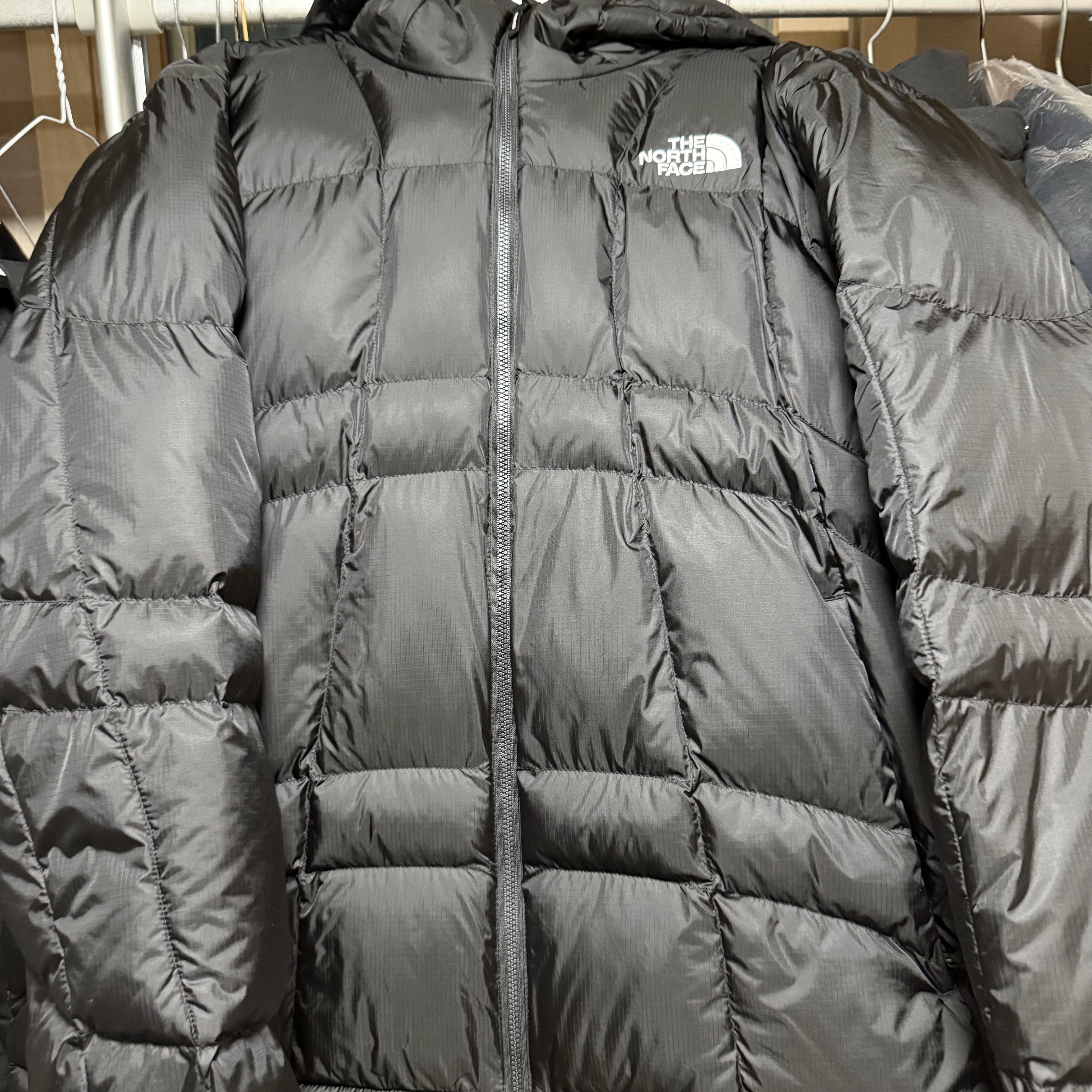 The North Face Wave LT On Jacket Real Black - 25FW 착용 스타일