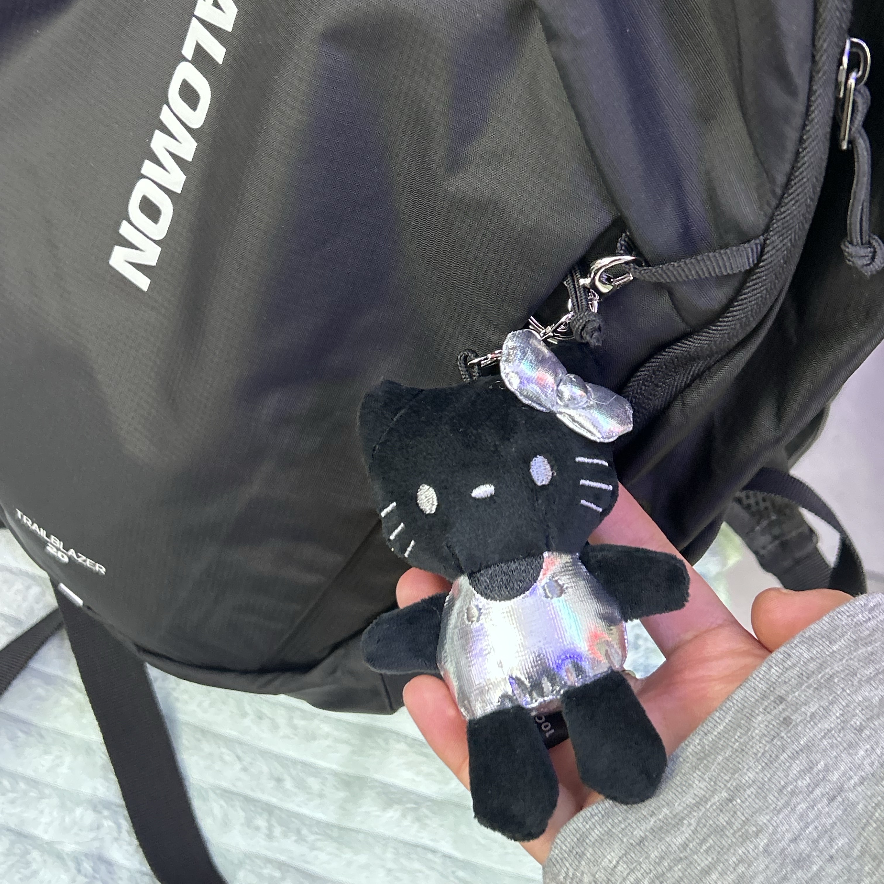 Salomon Trailblazer 20 Black 착용 스타일 - 1