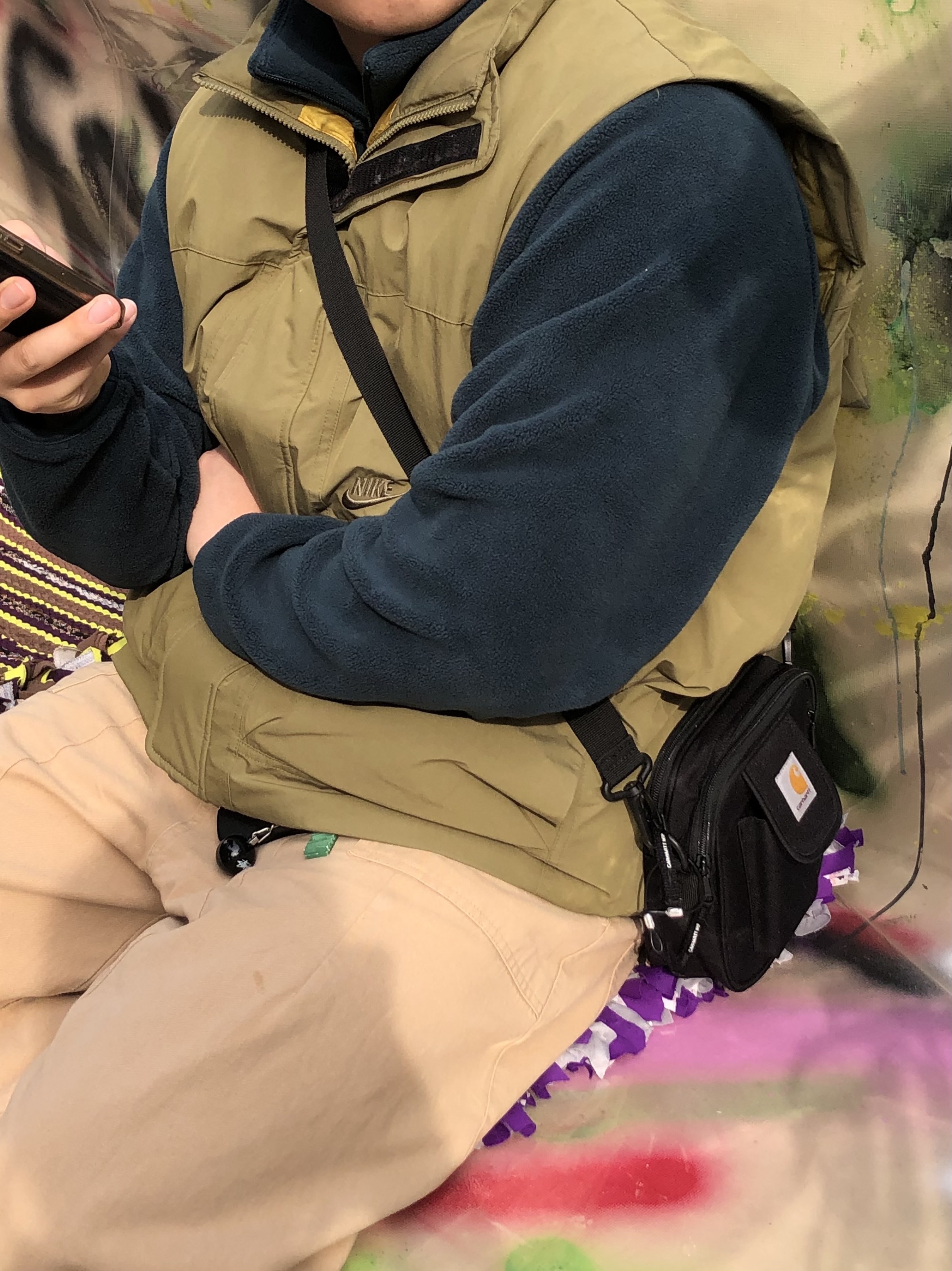 Carhartt WIP Essentials Bag Black 착용 스타일 - 2