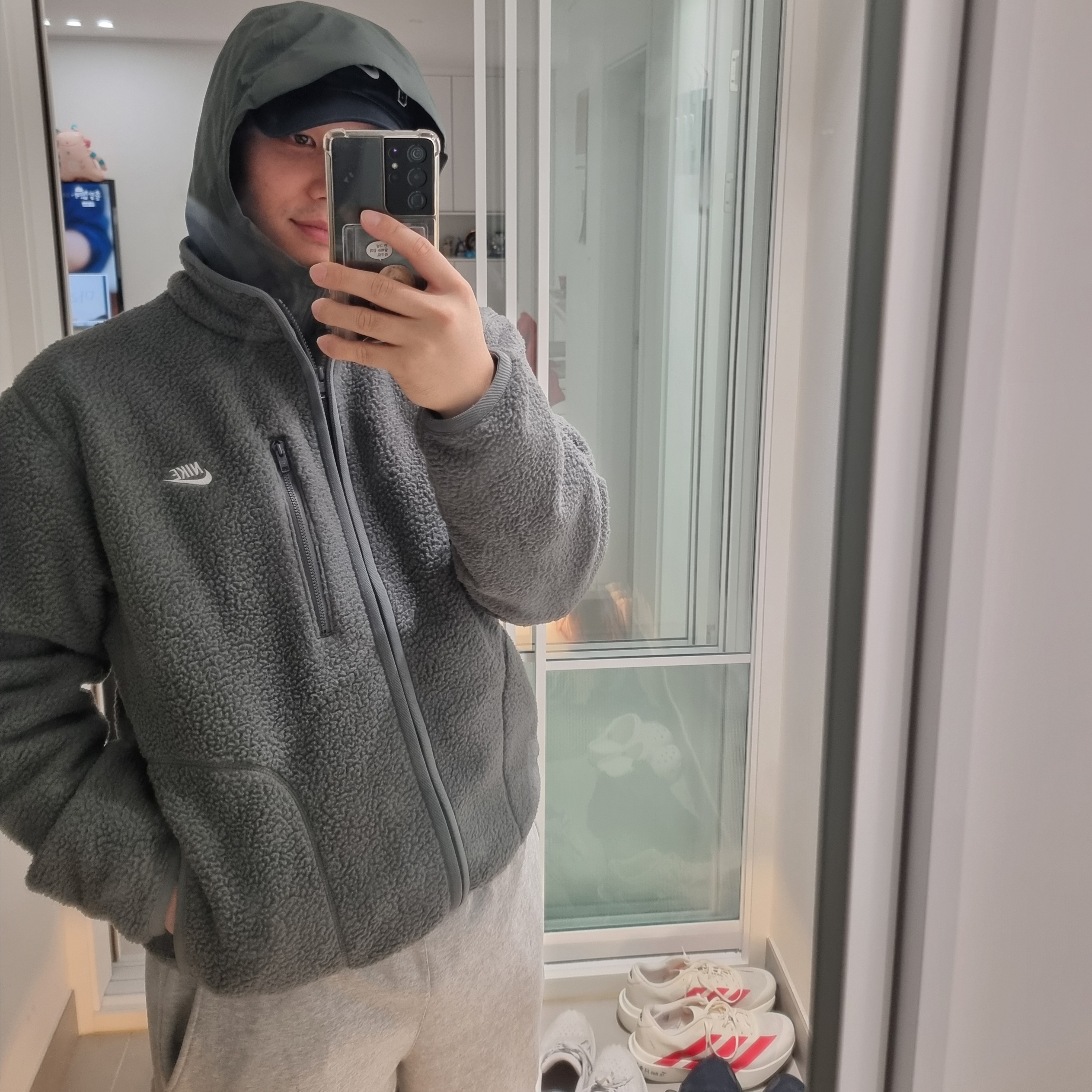 Arc'teryx Solano Hoody Cinder, Nike NSW Club Fleece Jacket Iron Grey - Asia 착용 스타일