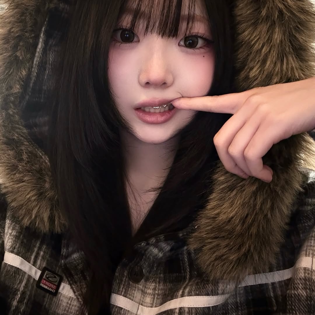 SPORT CHAMBER SC Fur Hood Shirt Black 착용 스타일 - 2