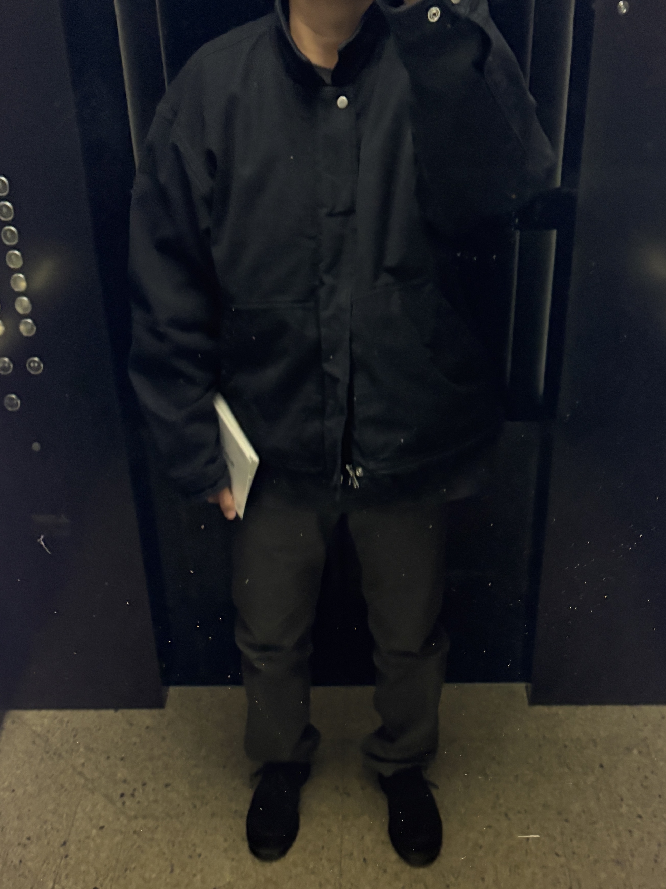 Dr. Martens x Supreme Ramsey Creeper Black, Stussy Workgear Jacket Black 착용 스타일