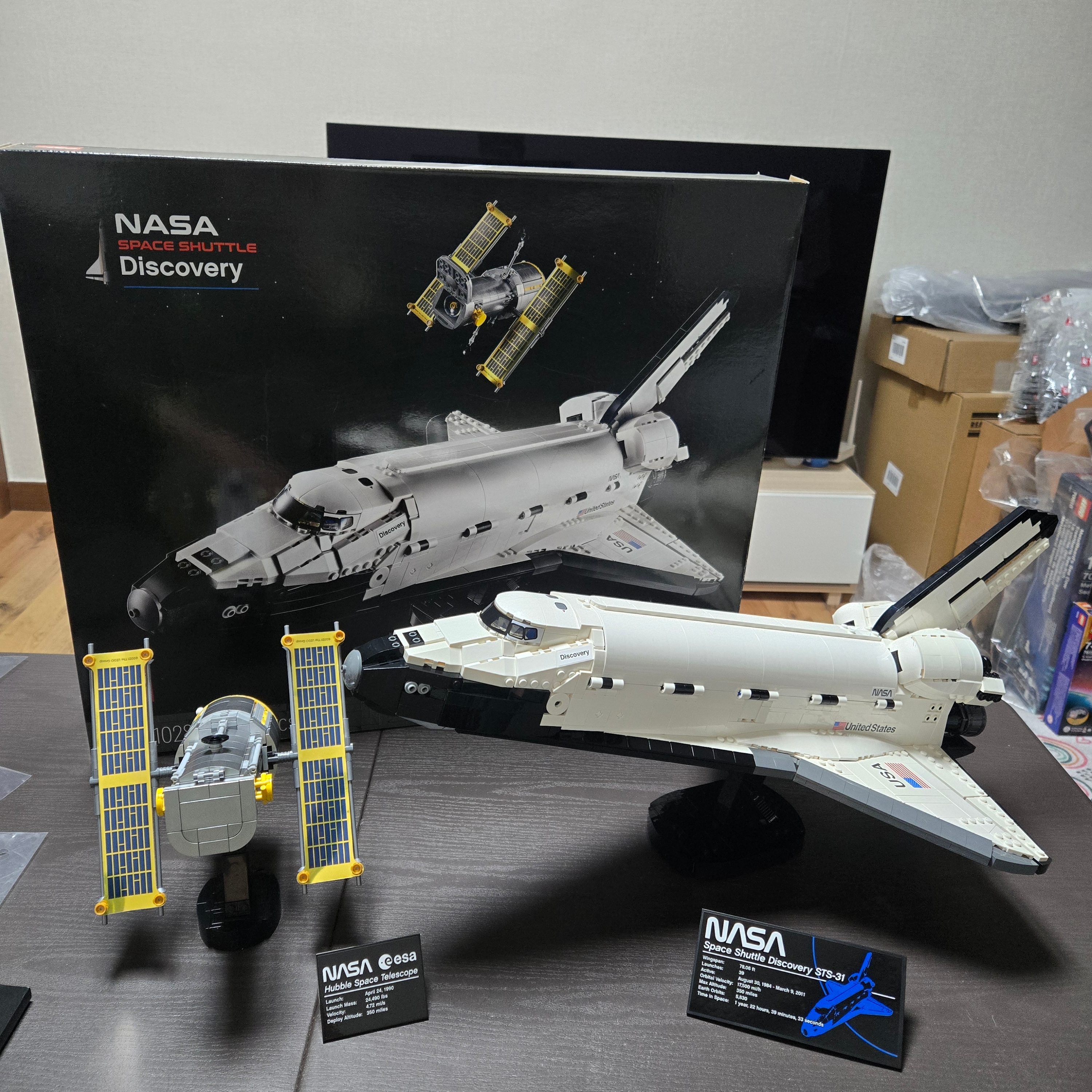 Lego NASA Space Shuttle Discovery 착용 스타일 - 1
