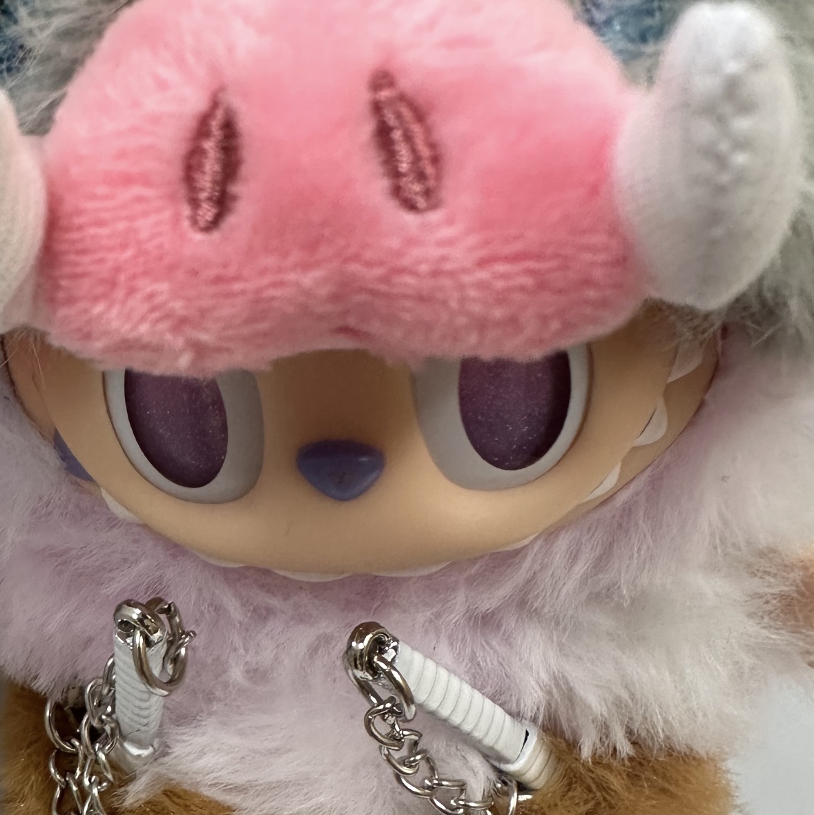 Pop Mart Labubu The Monsters Highlight Series Luck Keyring (Opened Case) 착용 스타일