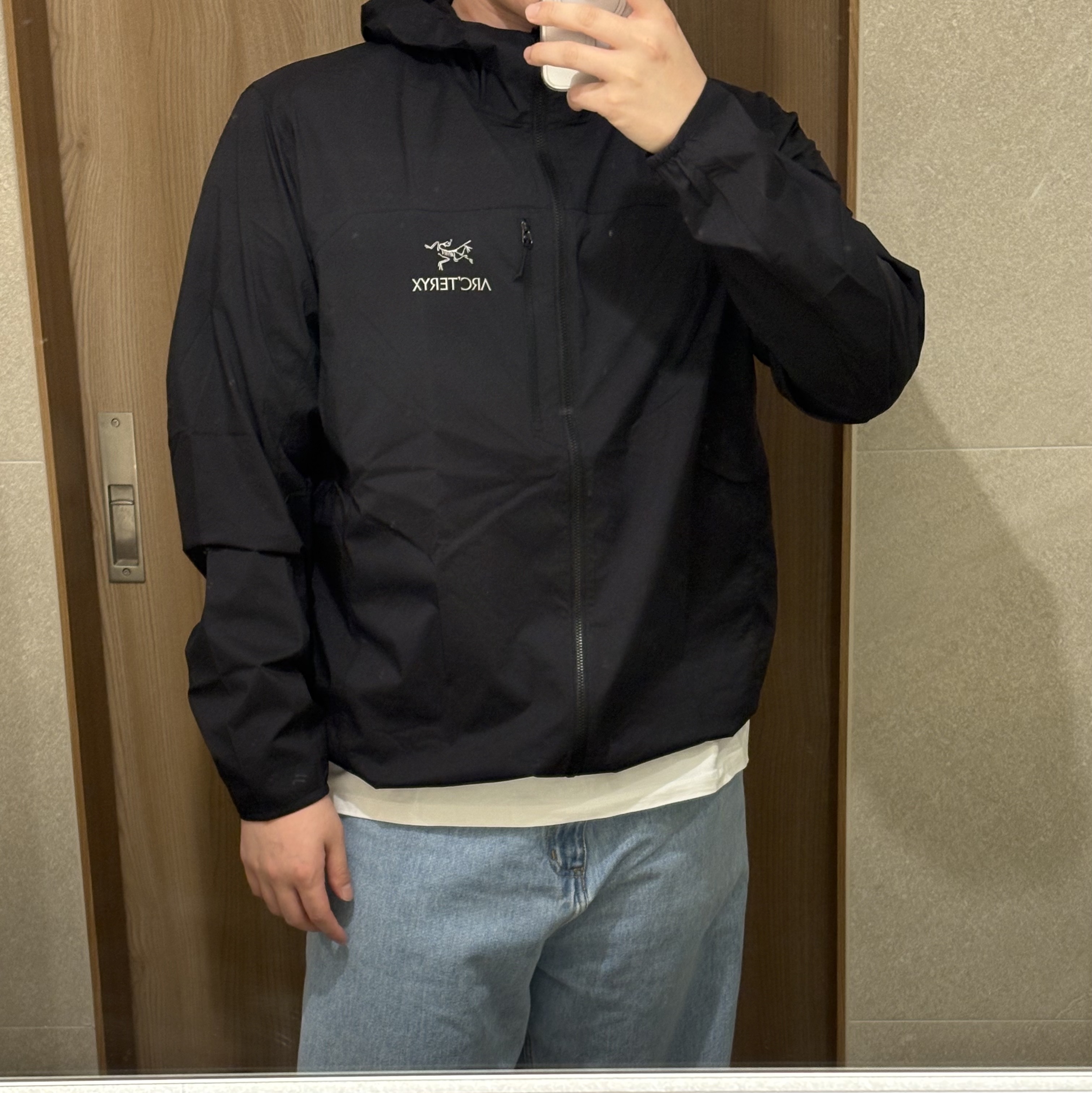Arc'teryx Squamish Hoody Black 착용 스타일