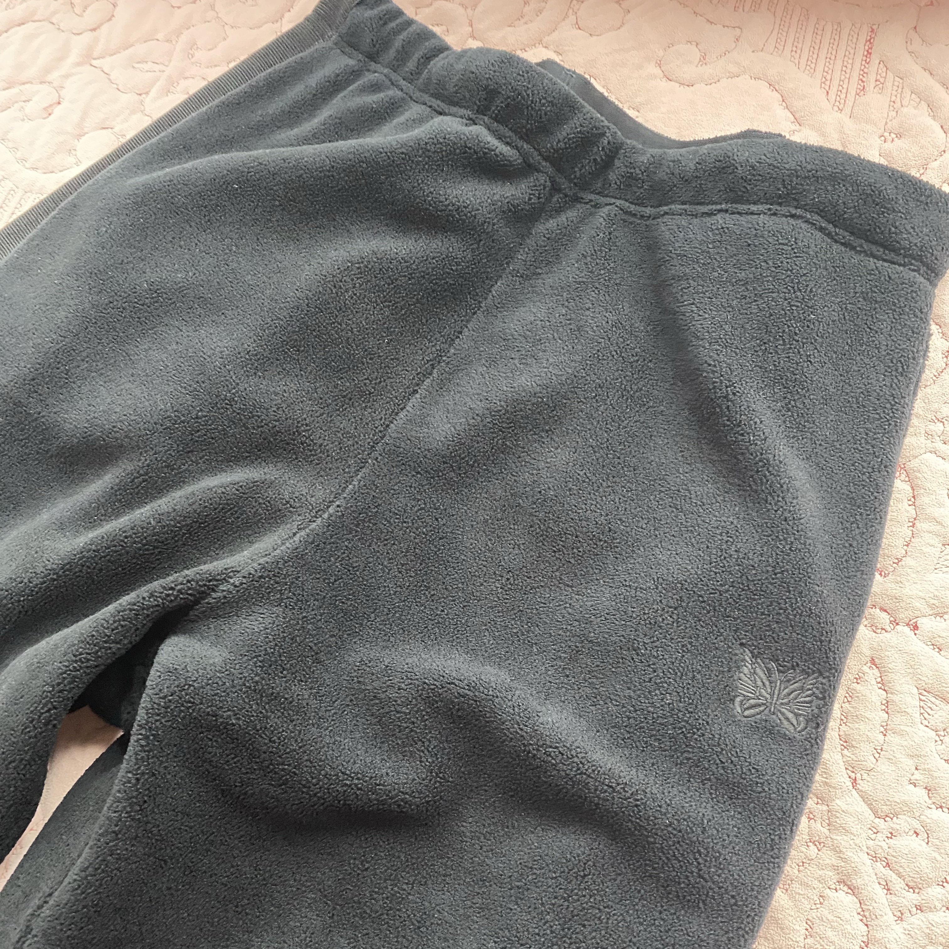 Uniqlo x Needles Fleece Wide Pants Black - KR 착용 스타일