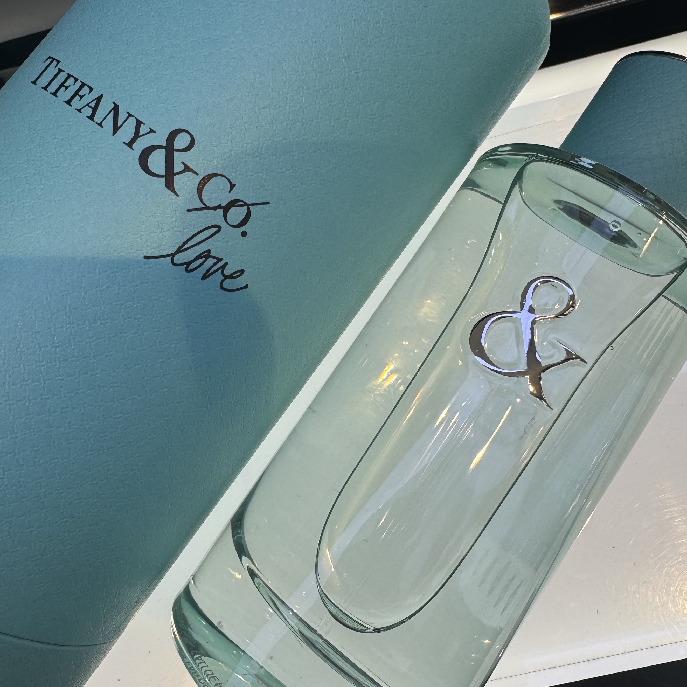 Tiffany & Co. Tiffany & Love For Her Eau De Parfum 90ml 착용 스타일