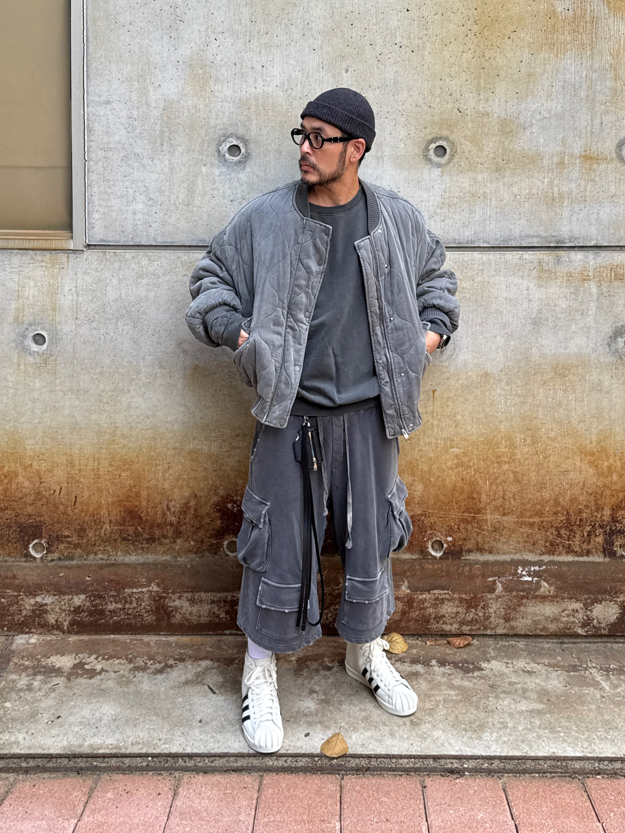 Adidas x Thug Club Superstar Boot Luxe Off White Core Black, TWOSPC. Pal-To-Si Charcoal 착용 스타일 - 7