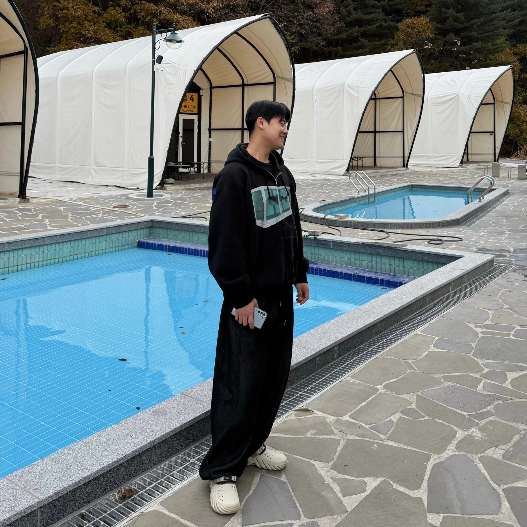 Supreme x Damien Hirst Zip Up Hooded Sweatshirt Black - 25SS 착용 스타일 - 1