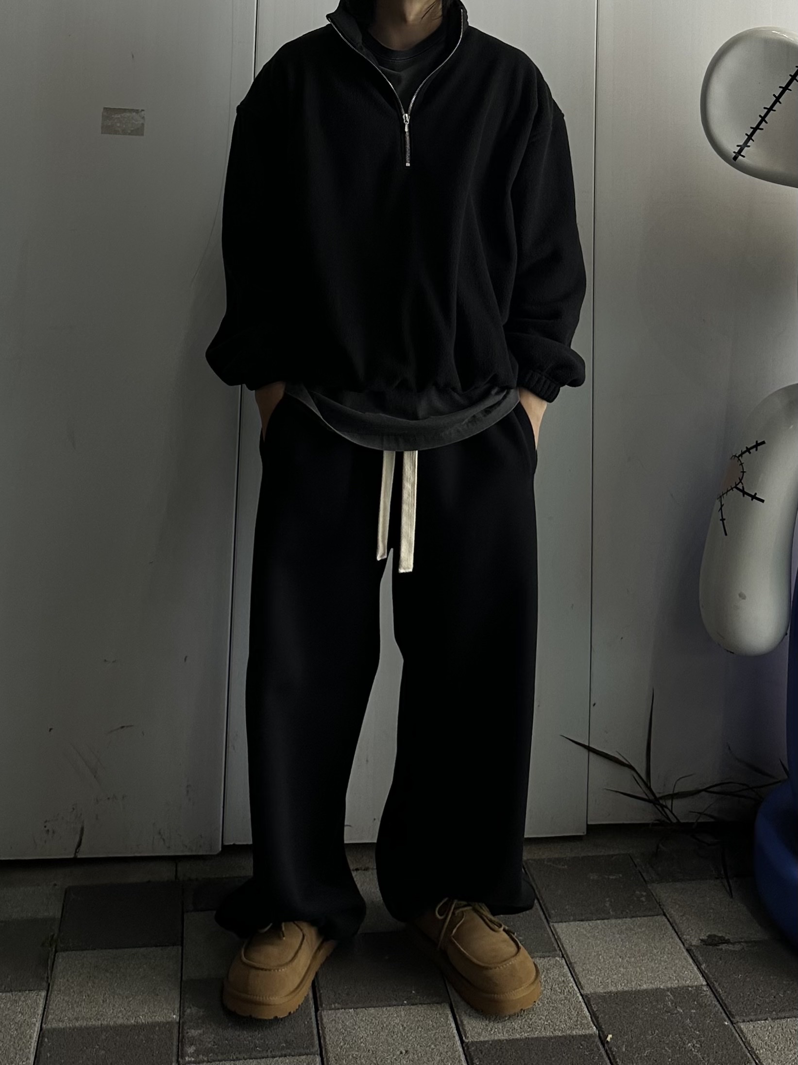 Kinchi x Non Parking N Heri Brown, [예약 배송] Nonnod Half zip fleece Black 착용 스타일 - 4
