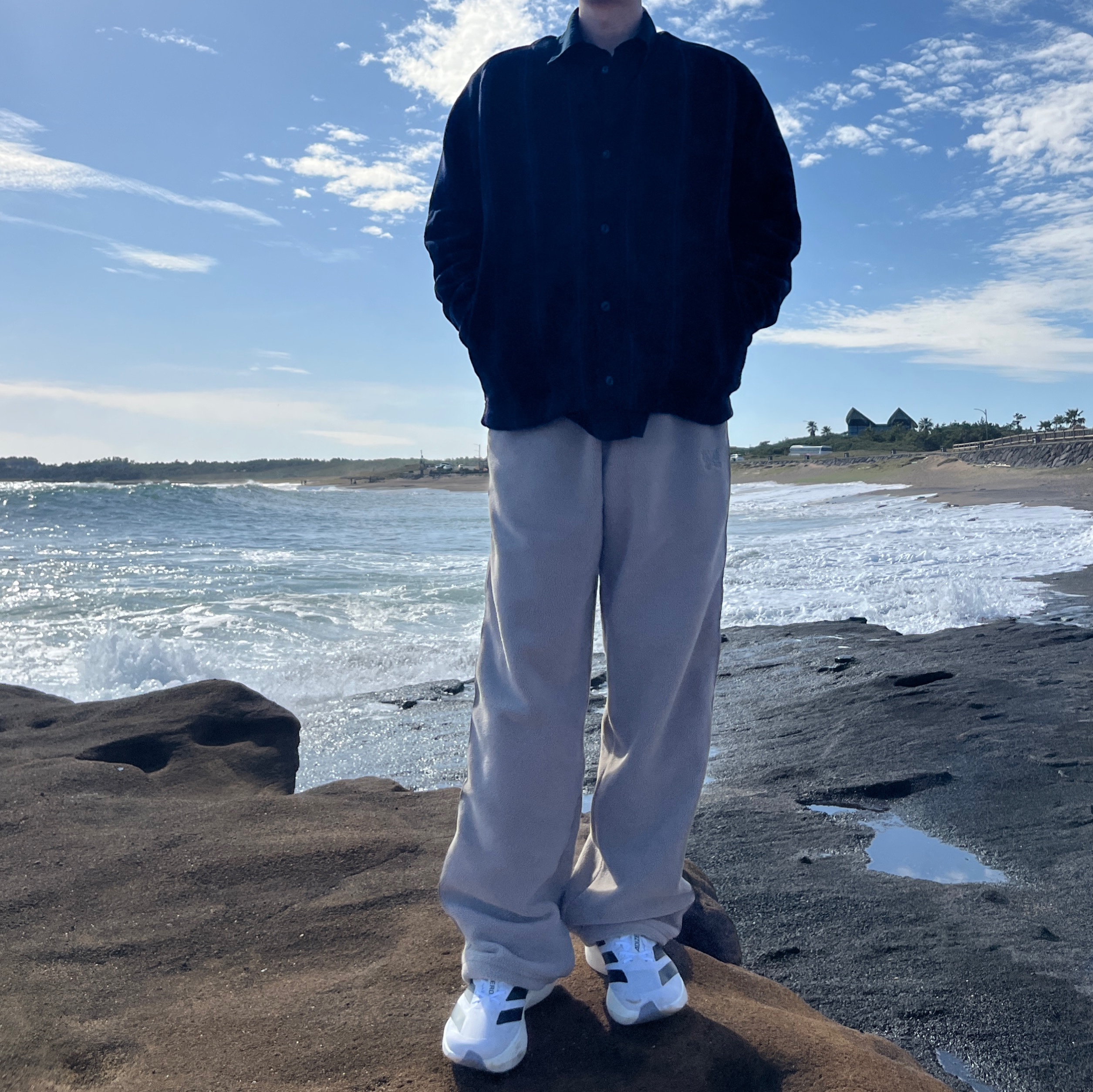 Adidas Adizero EVO SL Cloud White Core Black, Uniqlo x Needles Fleece Oversized Cardigan Black - KR 착용 스타일