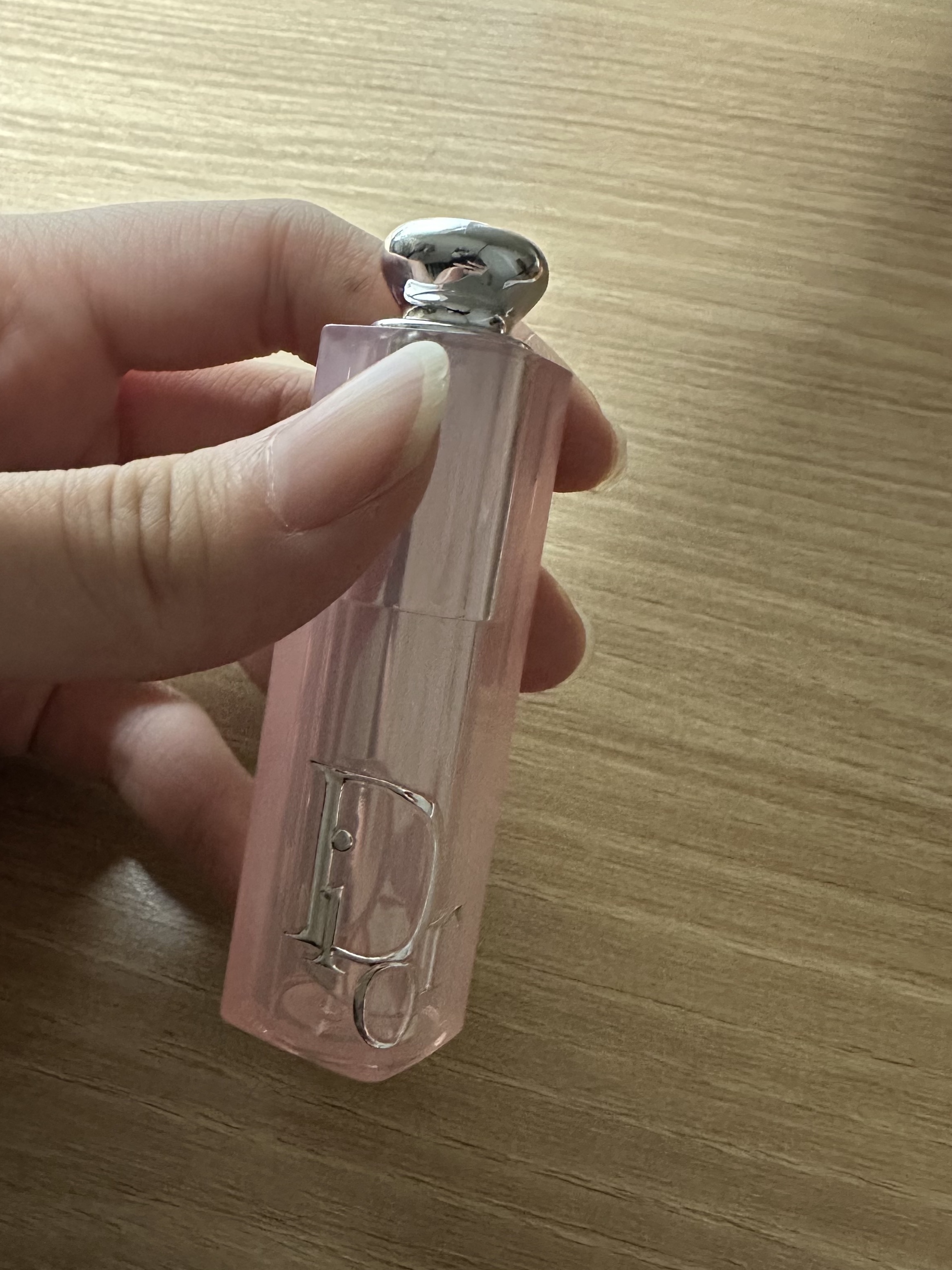 Dior Addict Lip Glow 012 Rosewood 착용 스타일 - 2