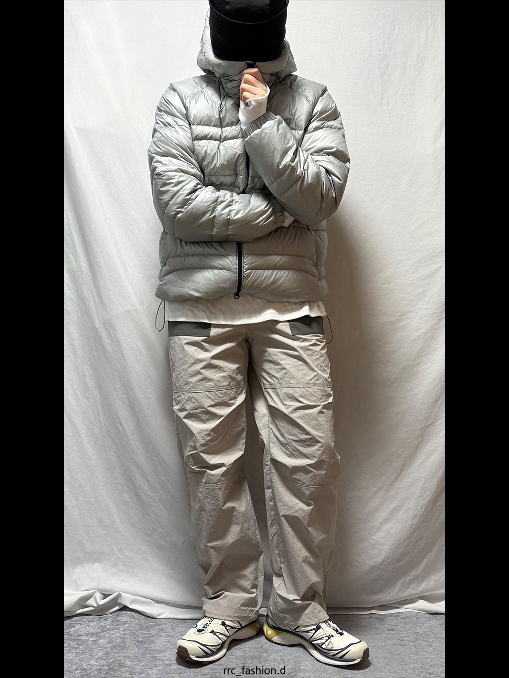 New Balance Flying 77 Superlight Hooded Goose Down Jacket Light Gray 착용 스타일 - 1