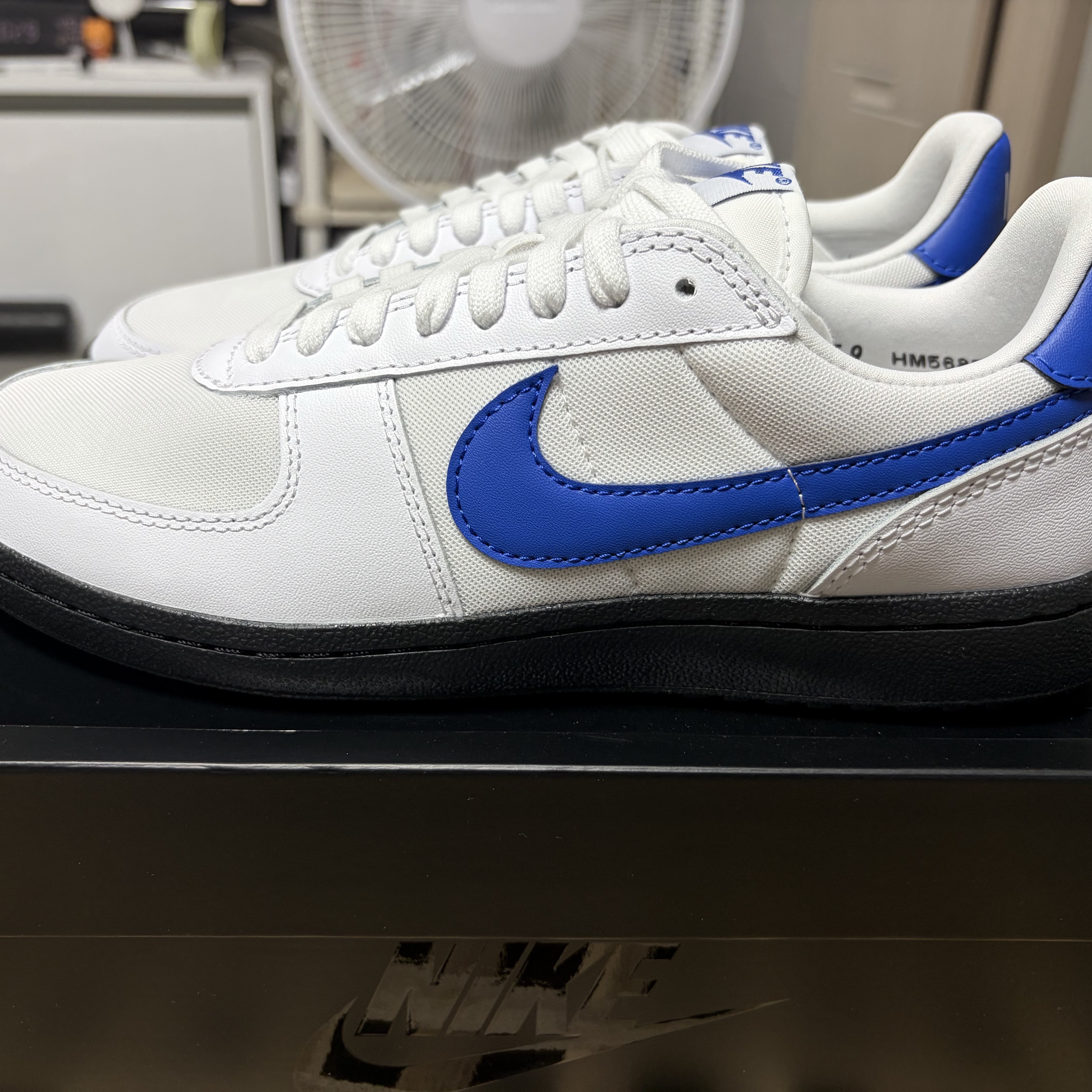 Nike Field General 82 SP White Varsity Royal 착용 스타일 - 1