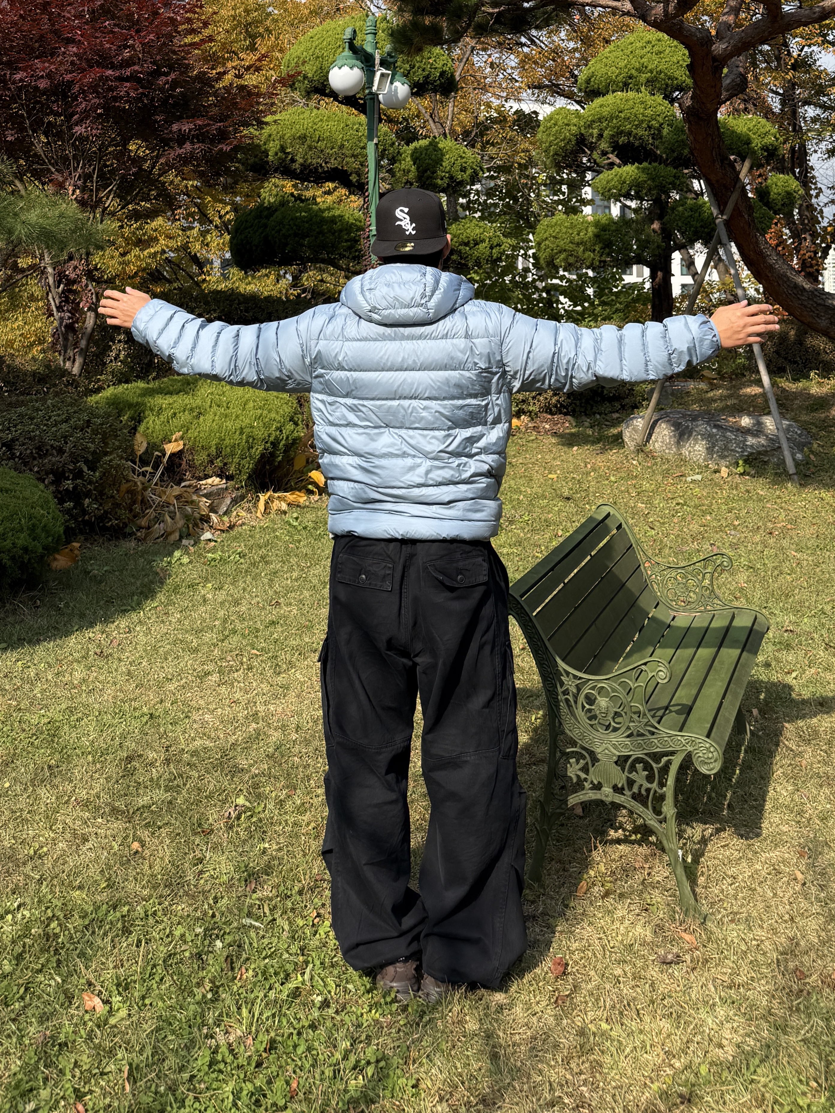 Musinsa Standard City Leisure Hooded Light Down Jacket Cloudy Blue, Musinsa Standard City Leisure Hooded Light Down Jacket Moon Blue 착용 스타일 - 3