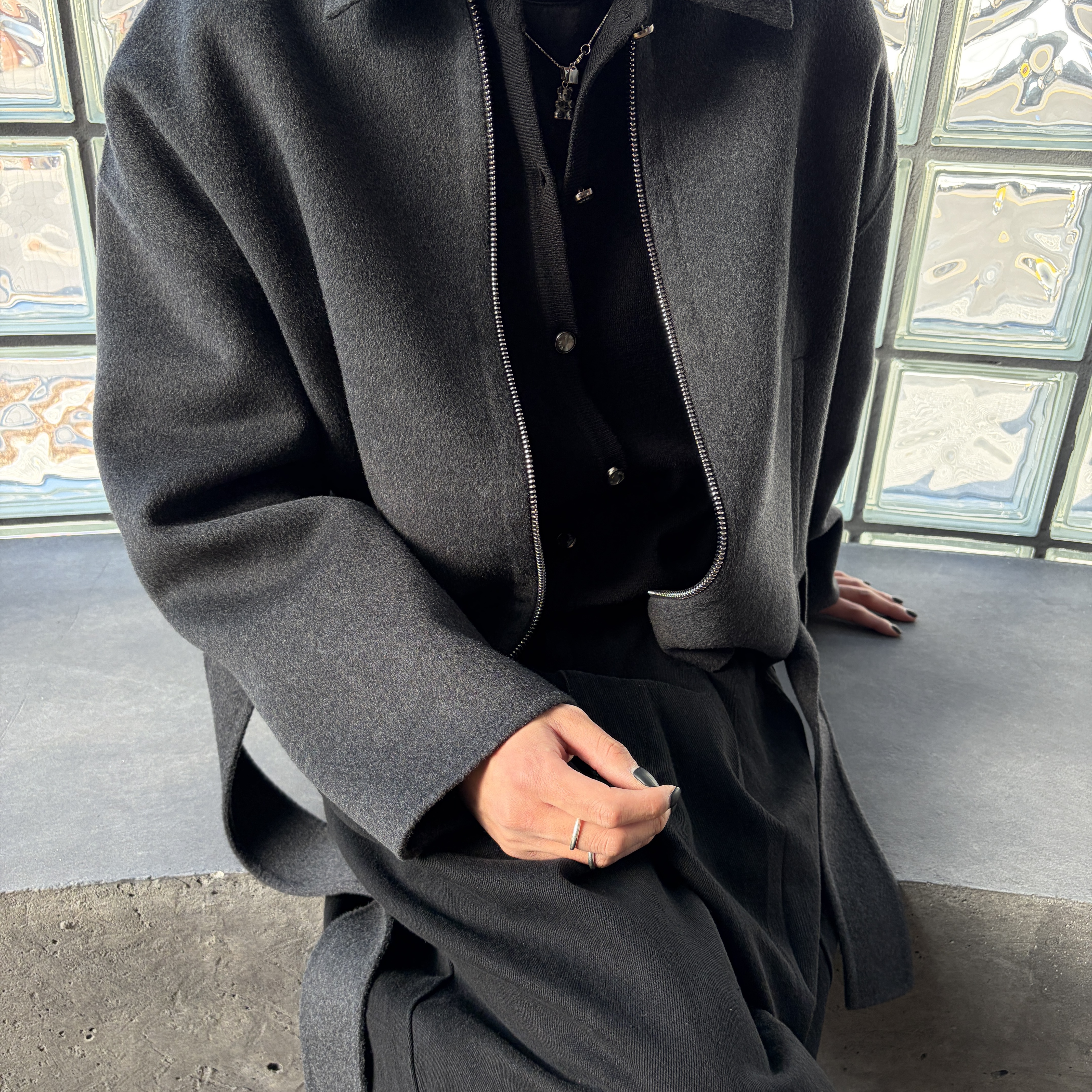 (W) Wooyoungmi Wool Blend Belted Jacket Grey - 25FW, (W) Wooyoungmi Henley Neck Cardigan Black - 25FW 착용 스타일 - 1