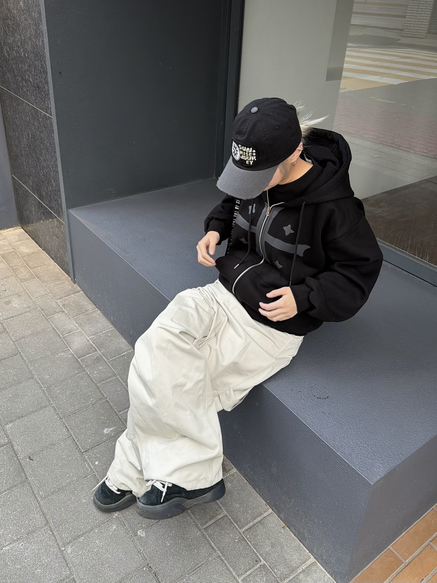 ERL Vamp Skate Shoe Pirate Black 착용 스타일