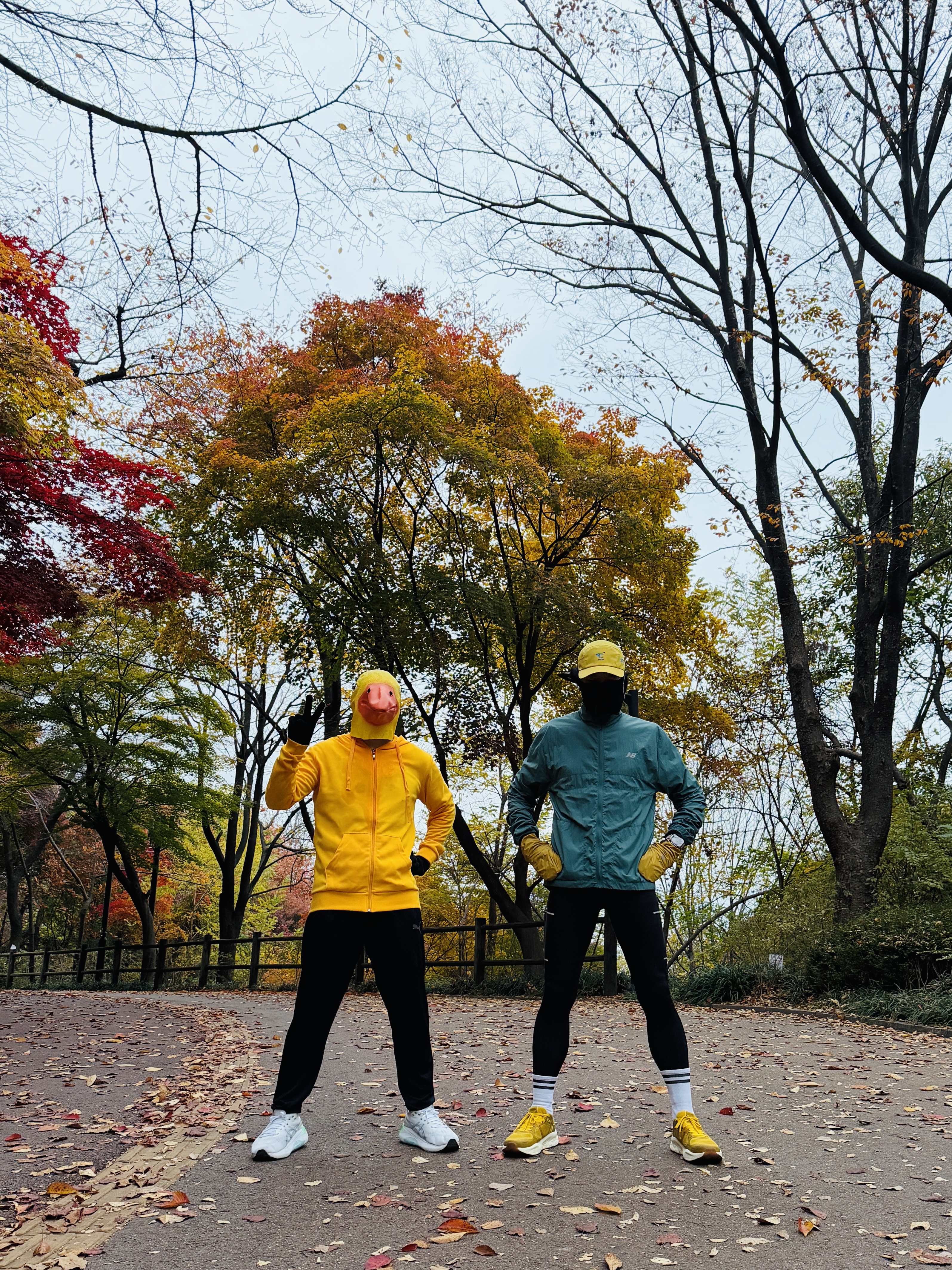 New Balance Fresh Foam X Hierro v8 Butterscotch Ginger Lemon - 2E Wide, Asics Gel-Kayano 31 White Bright Cyan 착용 스타일 - 1