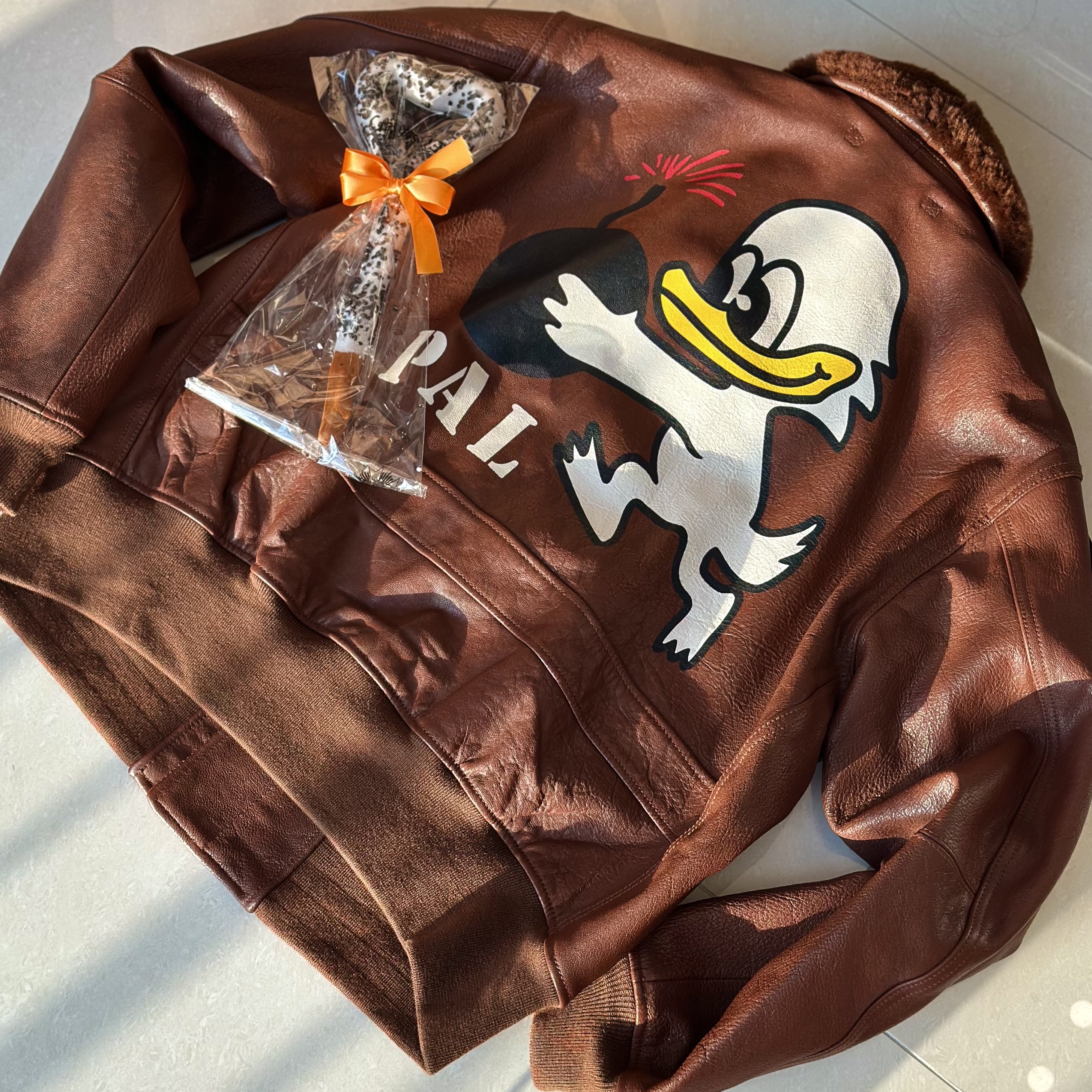 Palace Leather Flight Jacket Brown - 22SS 착용 스타일