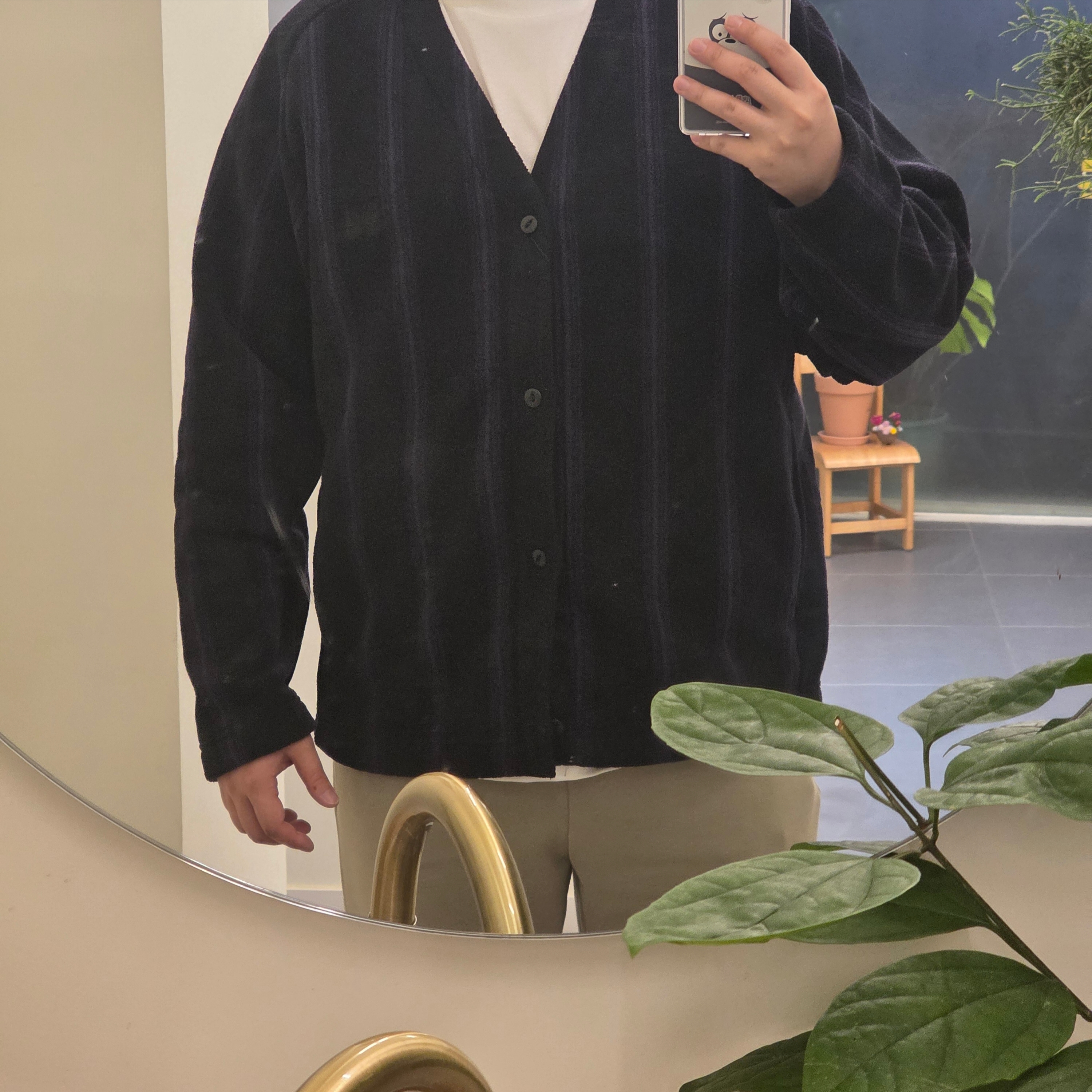 Uniqlo x Needles Fleece Oversized Cardigan Black - JP, Uniqlo x Needles Fleece Oversized Cardigan Black - KR 착용 스타일