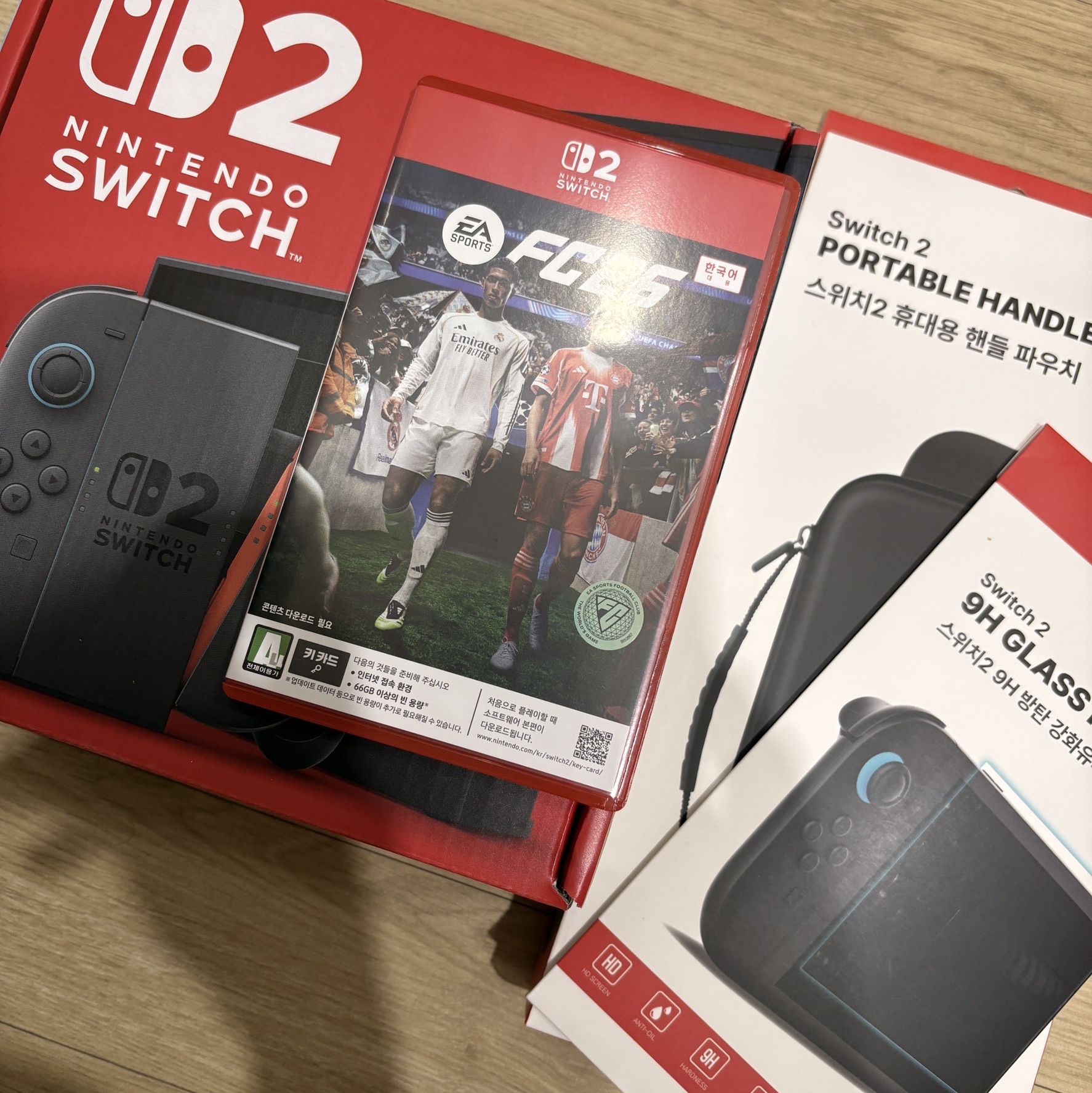 Nintendo Switch 2 Black Package 착용 스타일