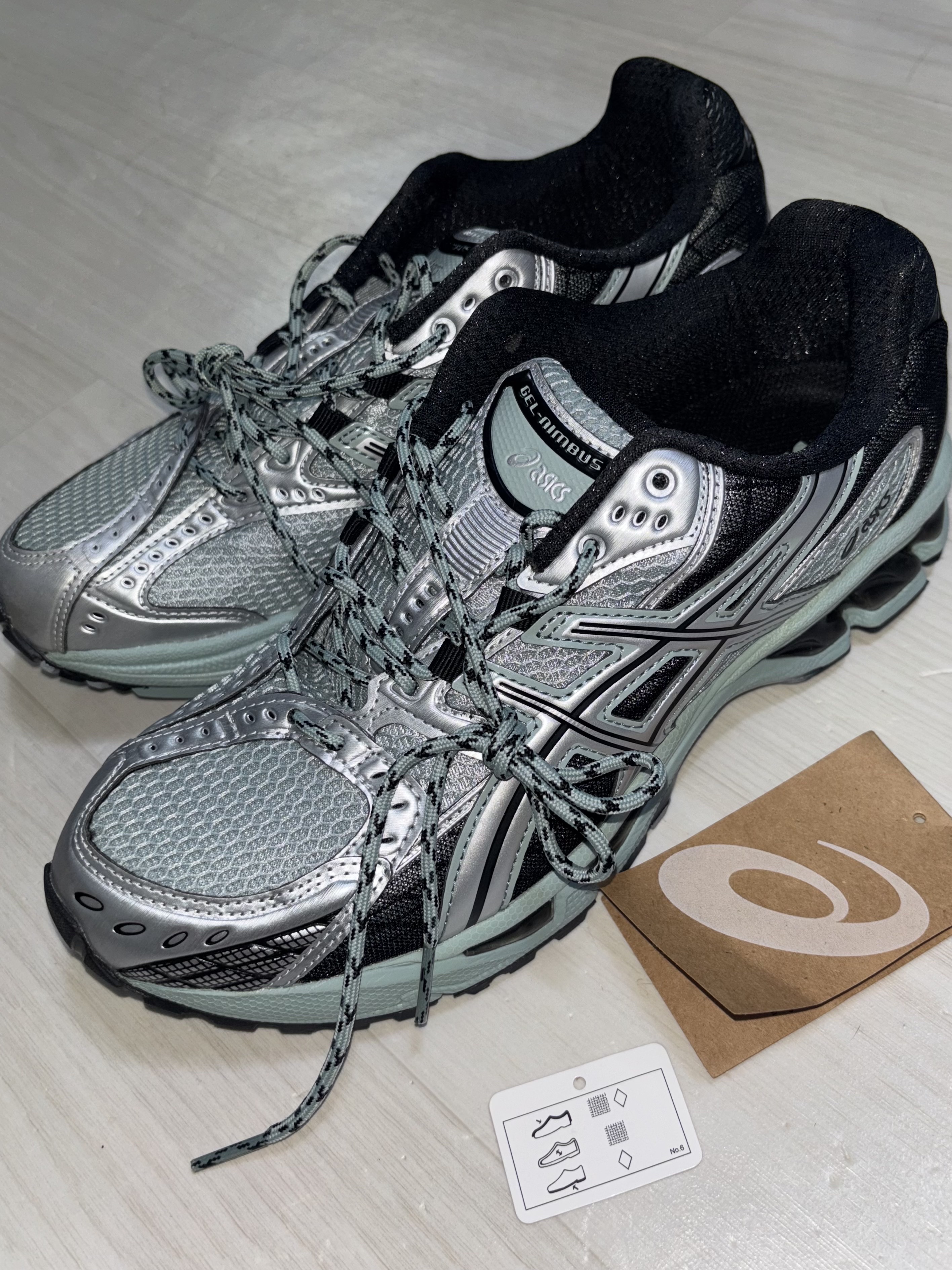Asics Gel-Nimbus 10.1 Ocean Haze Pure Silver 착용 스타일 - 1