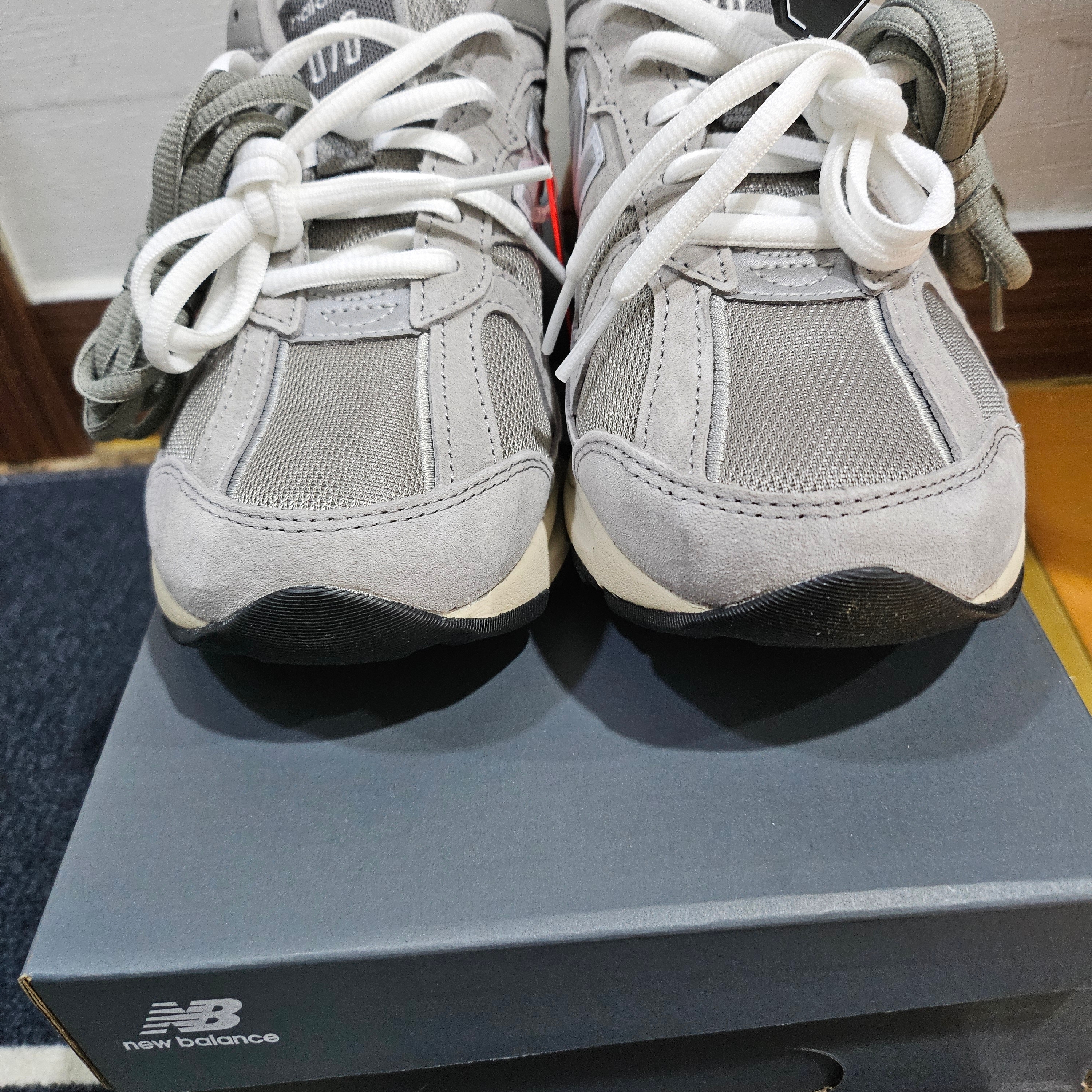 New Balance 878 Gray 착용 스타일 - 2