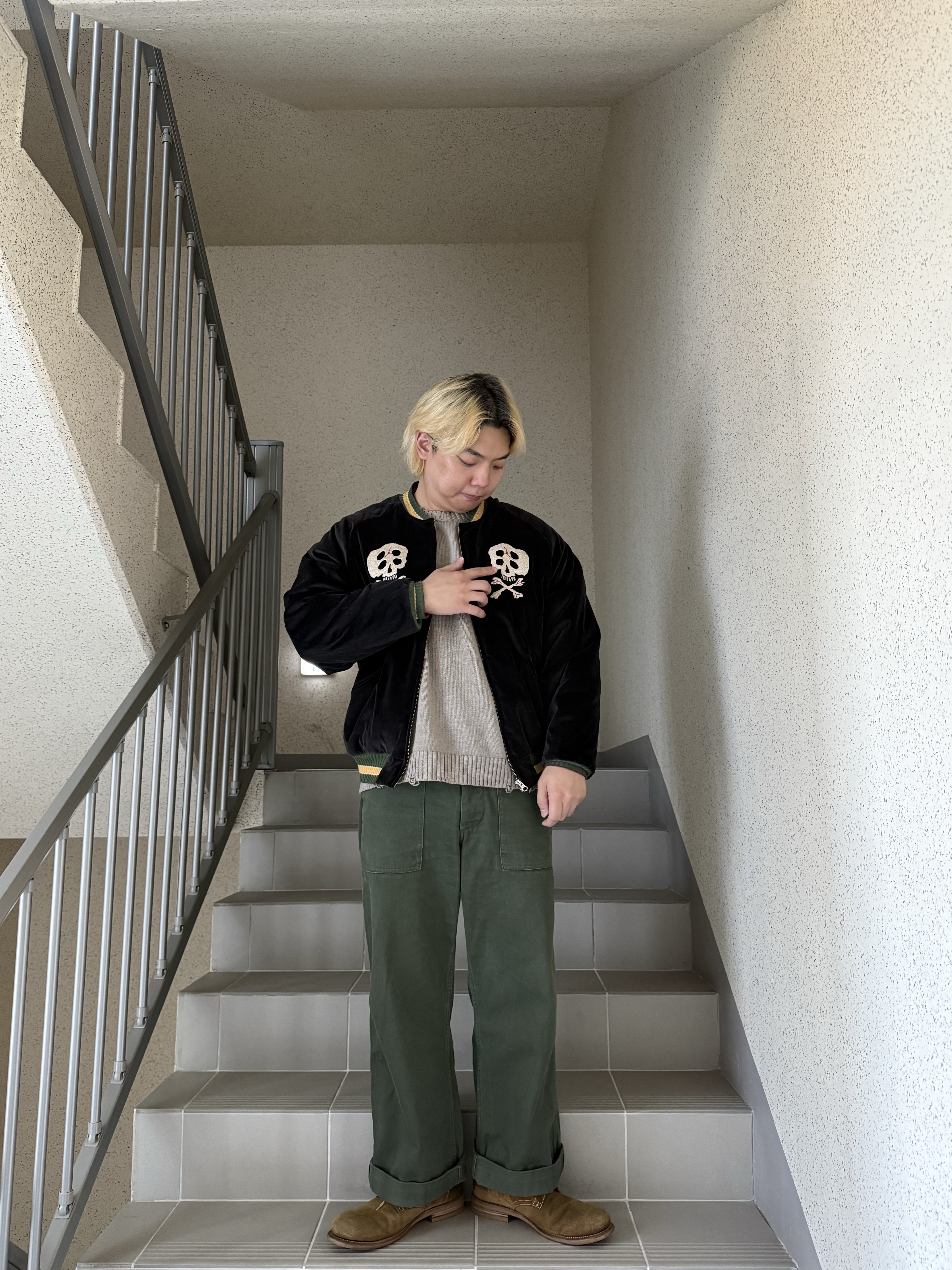 Kapital Velveteen Sulfide Souvenir Rain Skull Jacket Black 착용 스타일 - 3