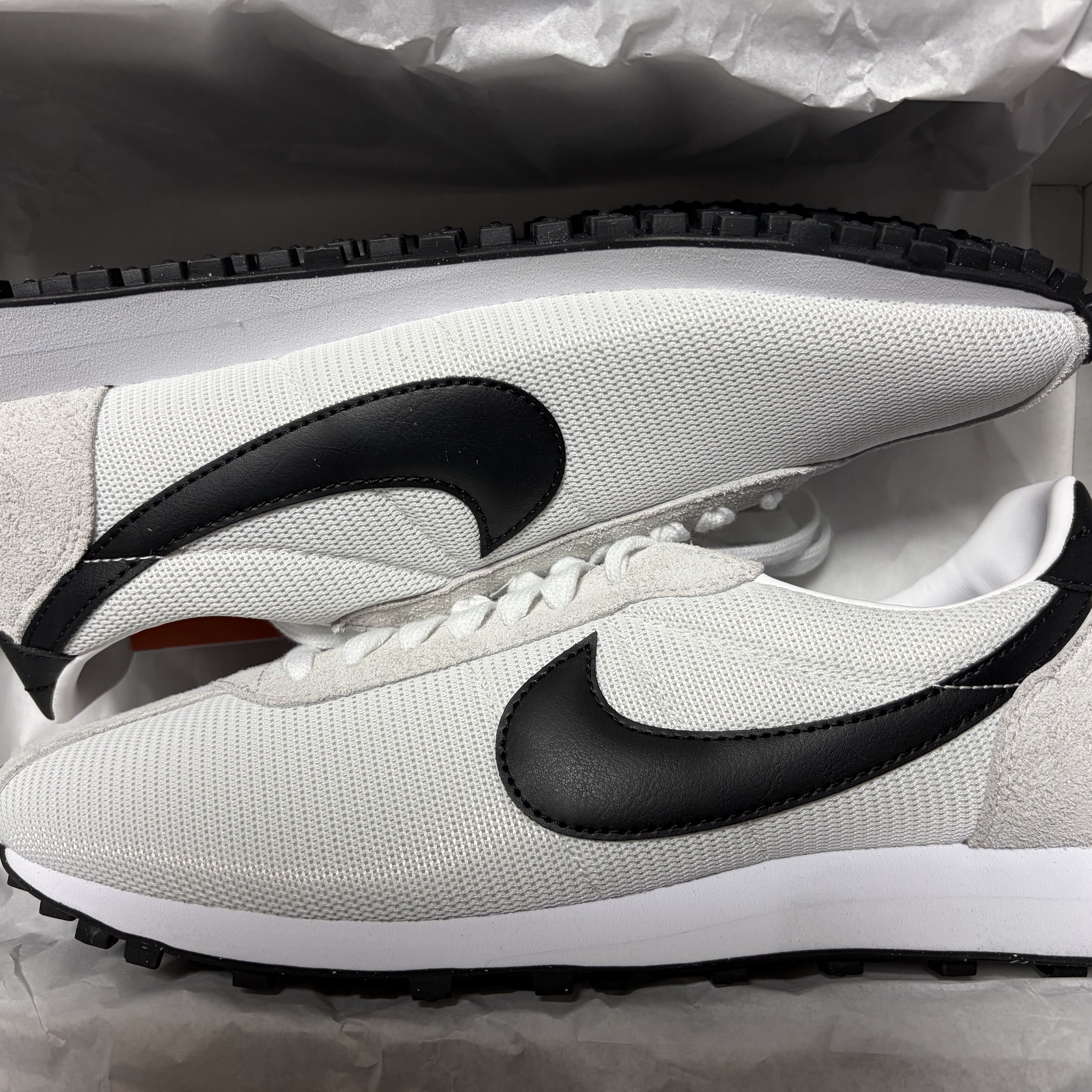 Nike LD-1000 Summit White White 착용 스타일 - 2