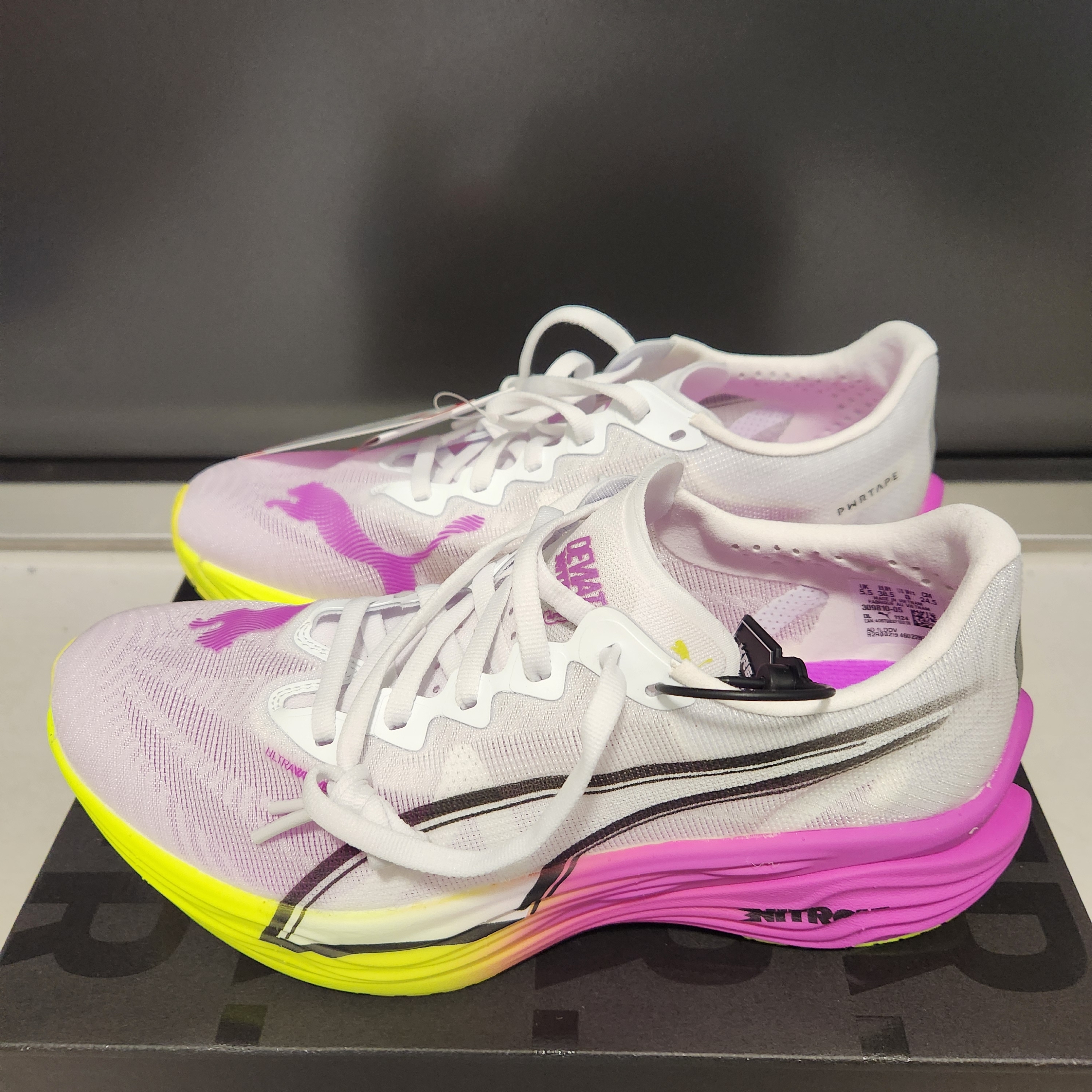 (W) Puma Deviate Nitro Elite 3 White Pure Magenta 착용 스타일