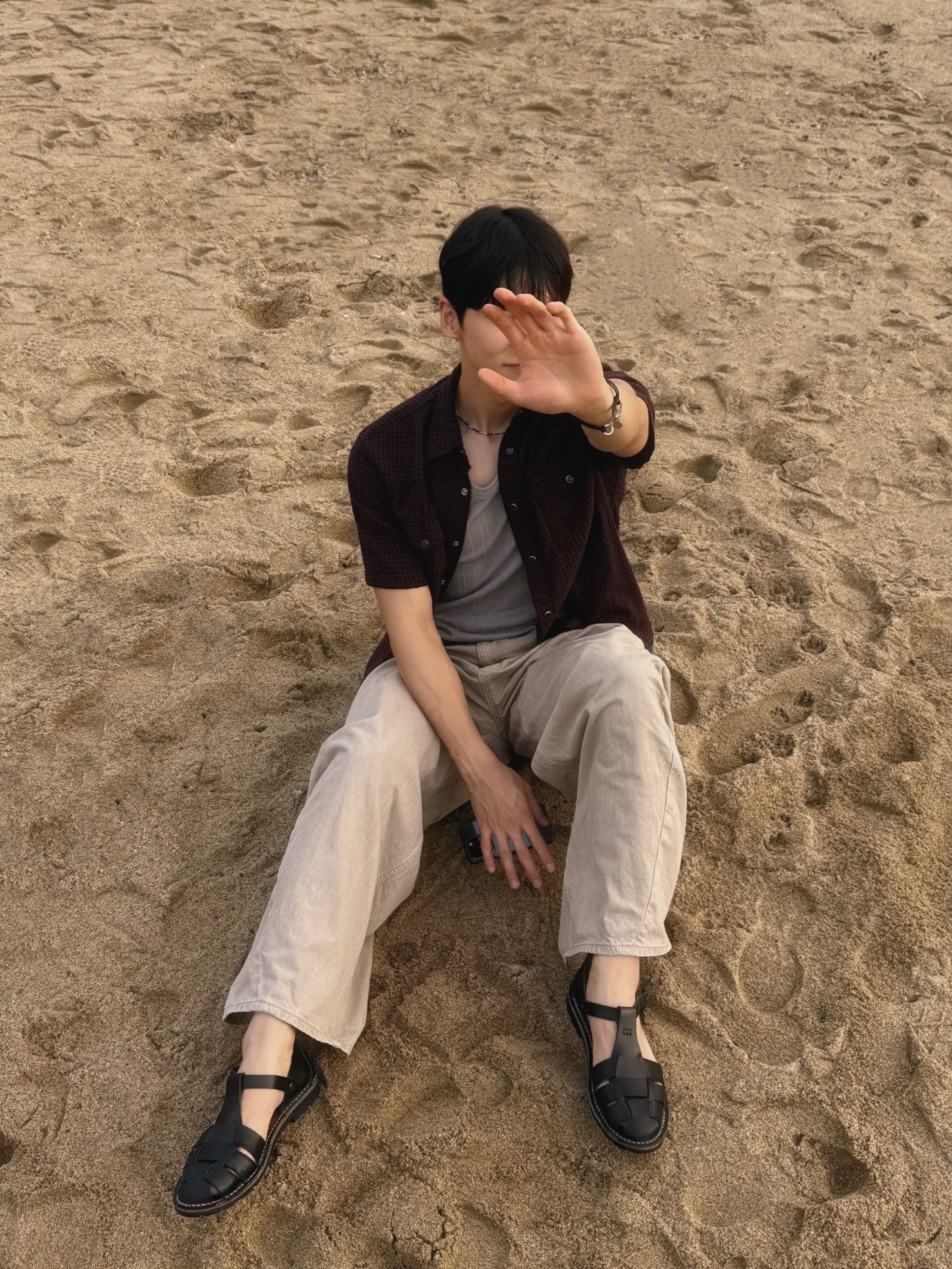 noun Wide Curved Denim Pants Sand Beige 착용 스타일
